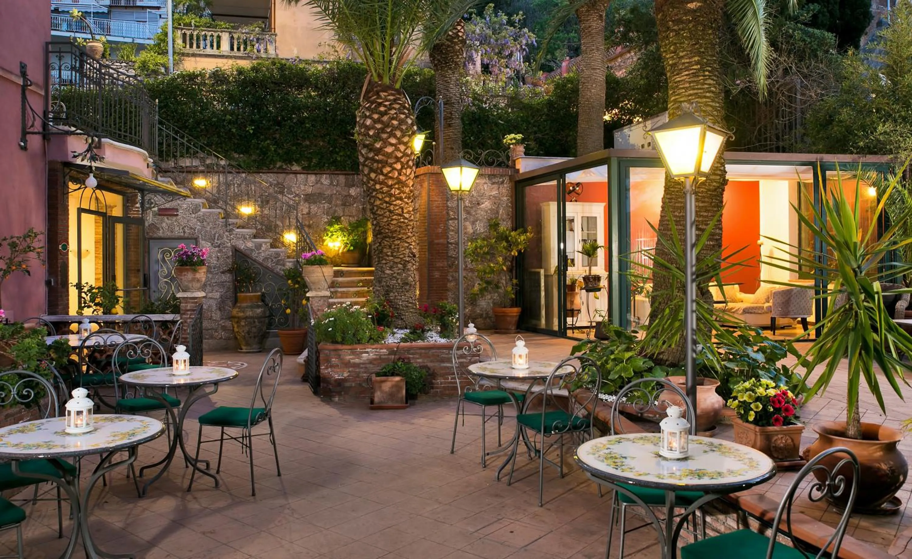 Hotel "La Pensione Svizzera"