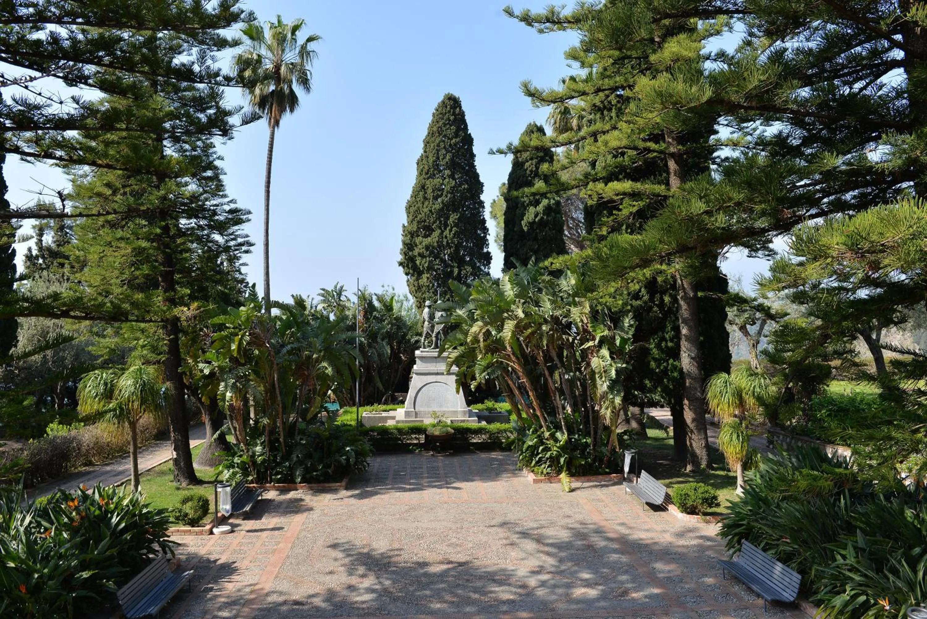 Hotel "La Pensione Svizzera"