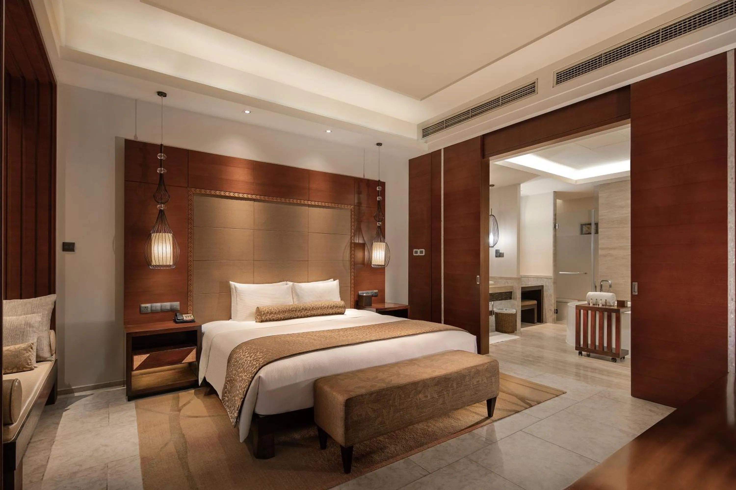 Bedroom, Bed in Wanda Realm Resort Sanya Haitang Bay