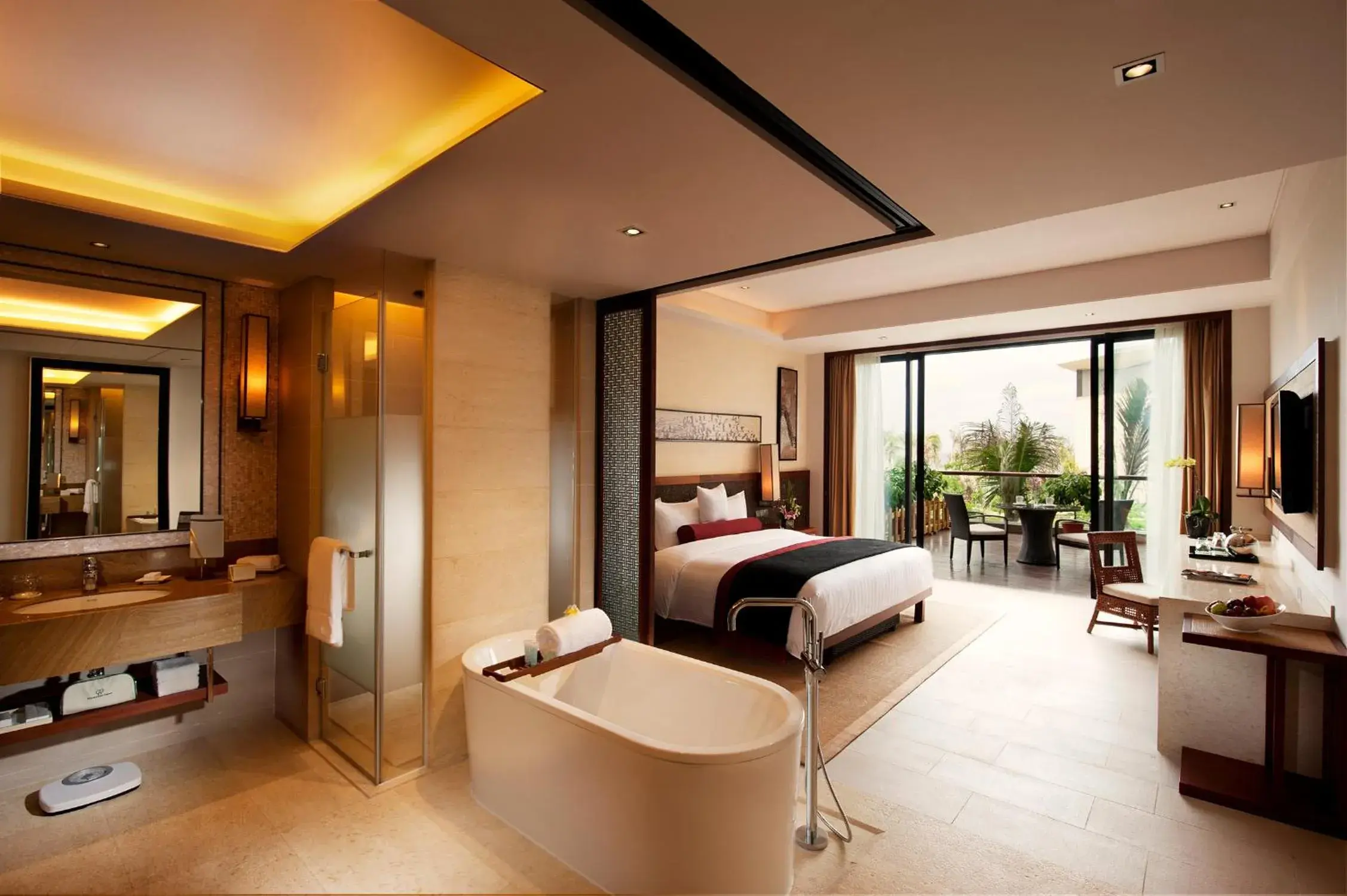 Garden View Room with King Bed in Wanda Realm Resort Sanya Haitang Bay Garden View Room with King Bed in Wanda Realm Resort Sanya Haitang Bay