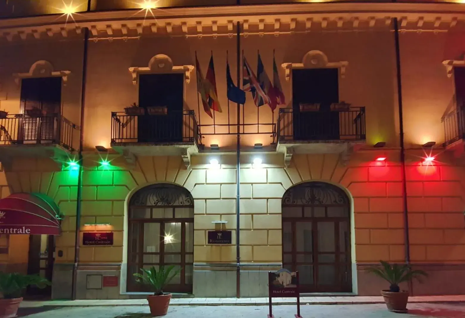 Property building in Hotel Centrale Spa & Relax Property building in Hotel Centrale Spa & Relax