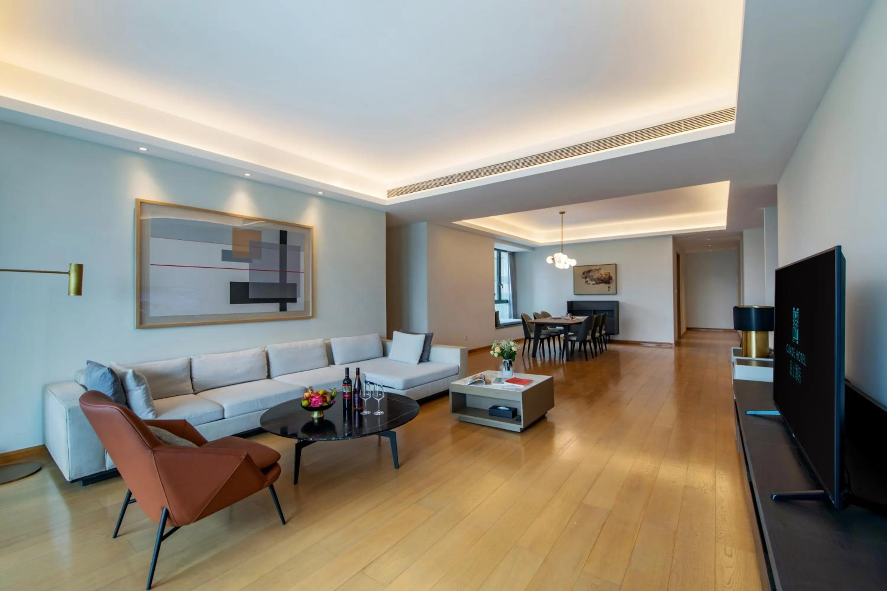 Living room in Grade Hotel Shenzhen Shekou Sea World