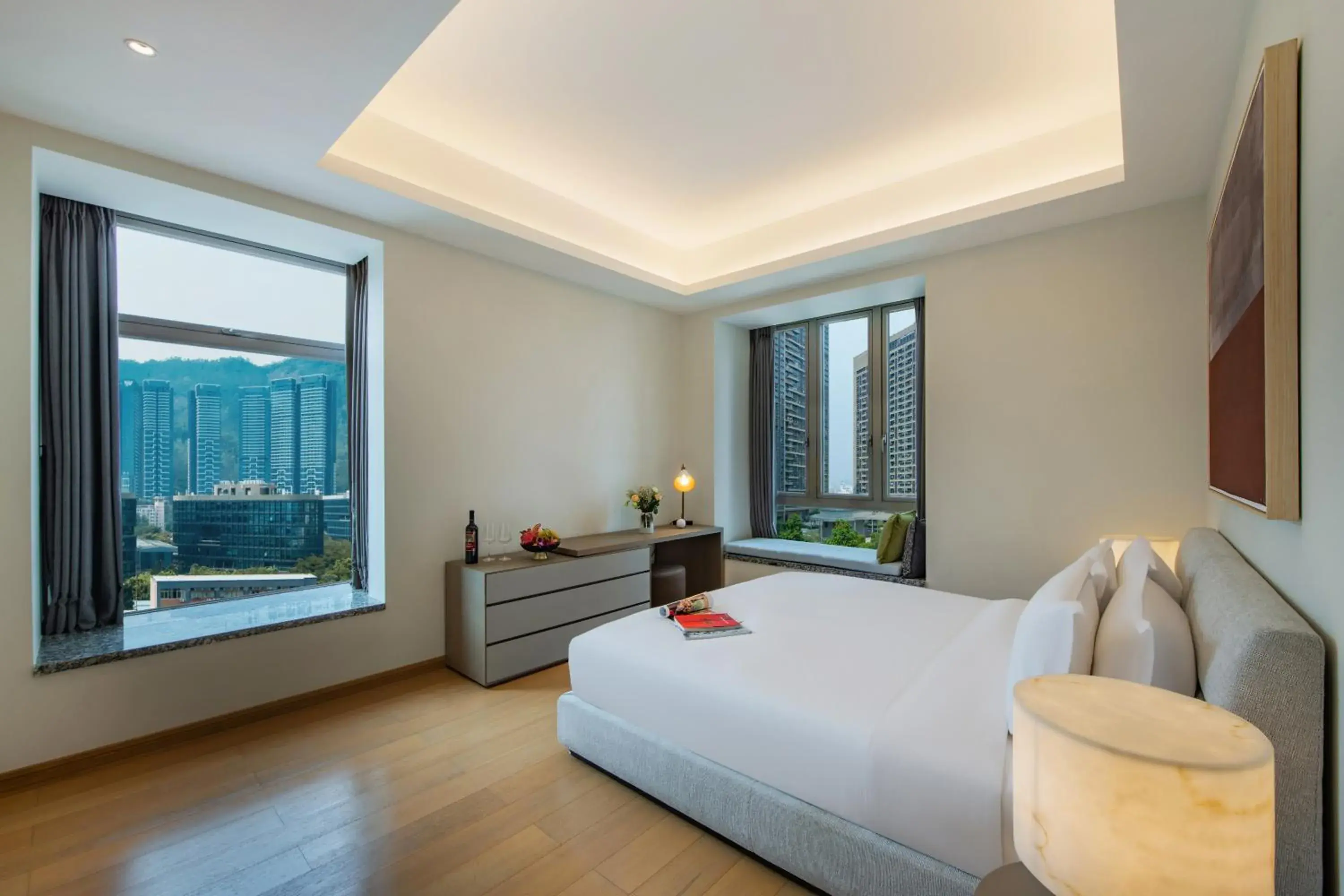 Bedroom, Bed in Grade Hotel Shenzhen Shekou Sea World Bedroom, Bed in Grade Hotel Shenzhen Shekou Sea World