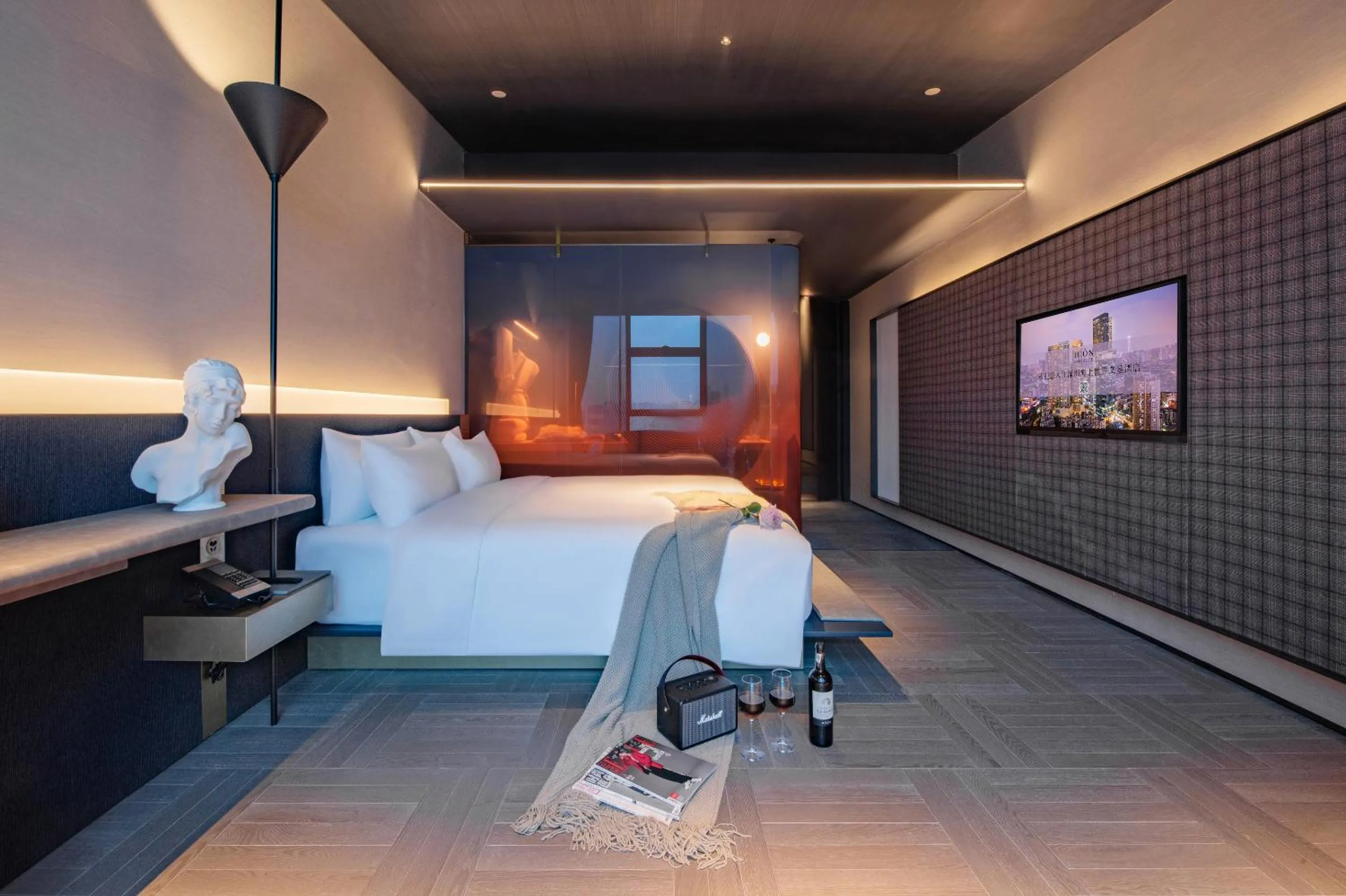 Bed in Grade Hotel Shenzhen Shekou Sea World