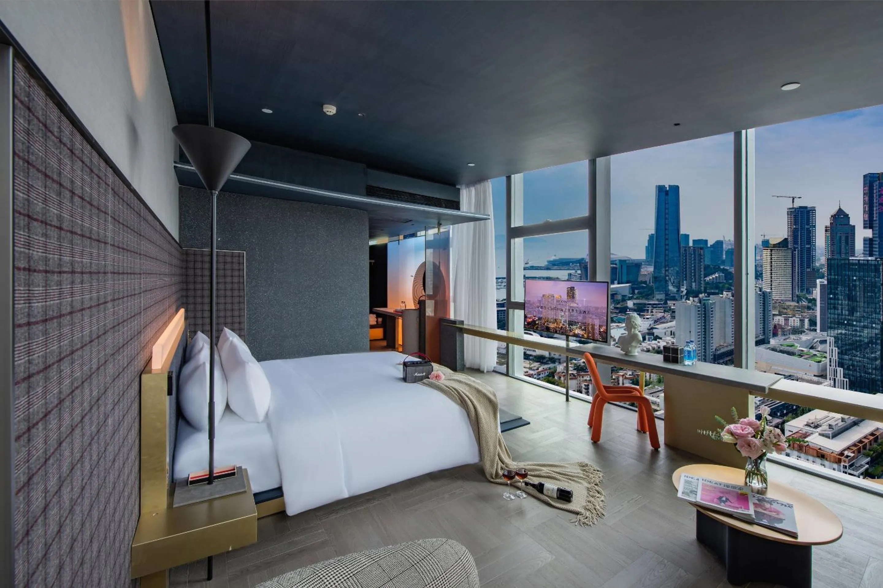 Photo of the whole room in Grade Hotel Shenzhen Shekou Sea World