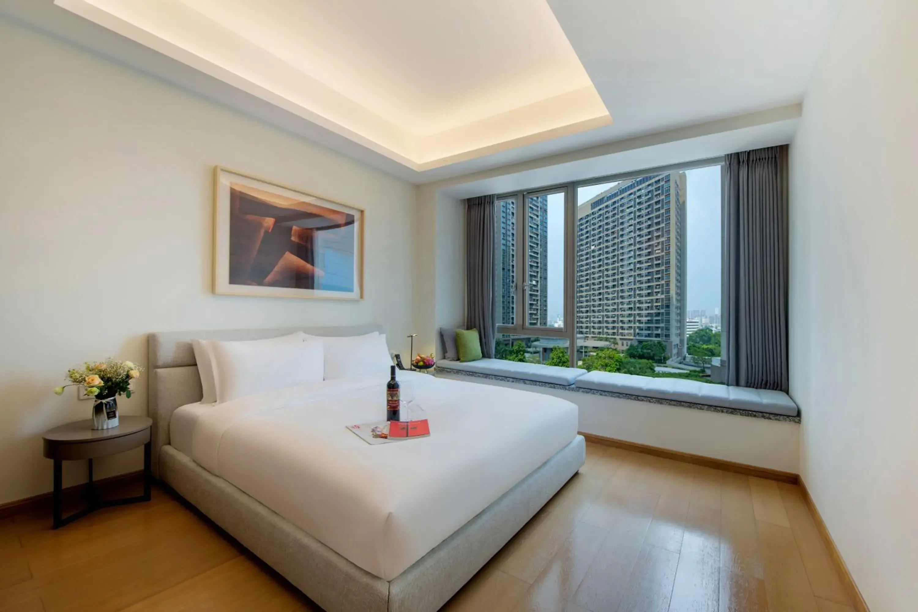 Bed in Grade Hotel Shenzhen Shekou Sea World Bed in Grade Hotel Shenzhen Shekou Sea World