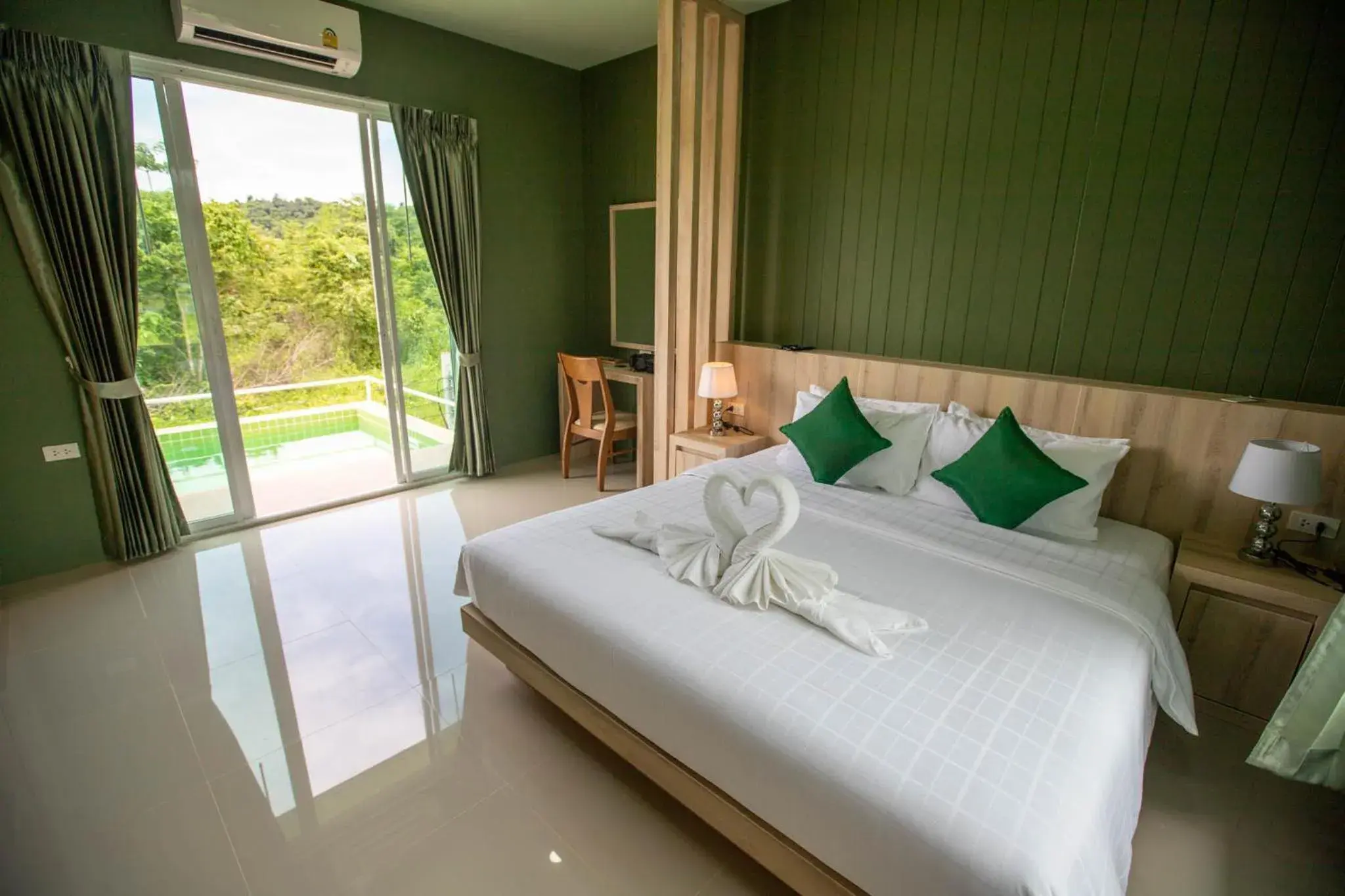 Bed in The Chamuang Forest Bed in The Chamuang Forest