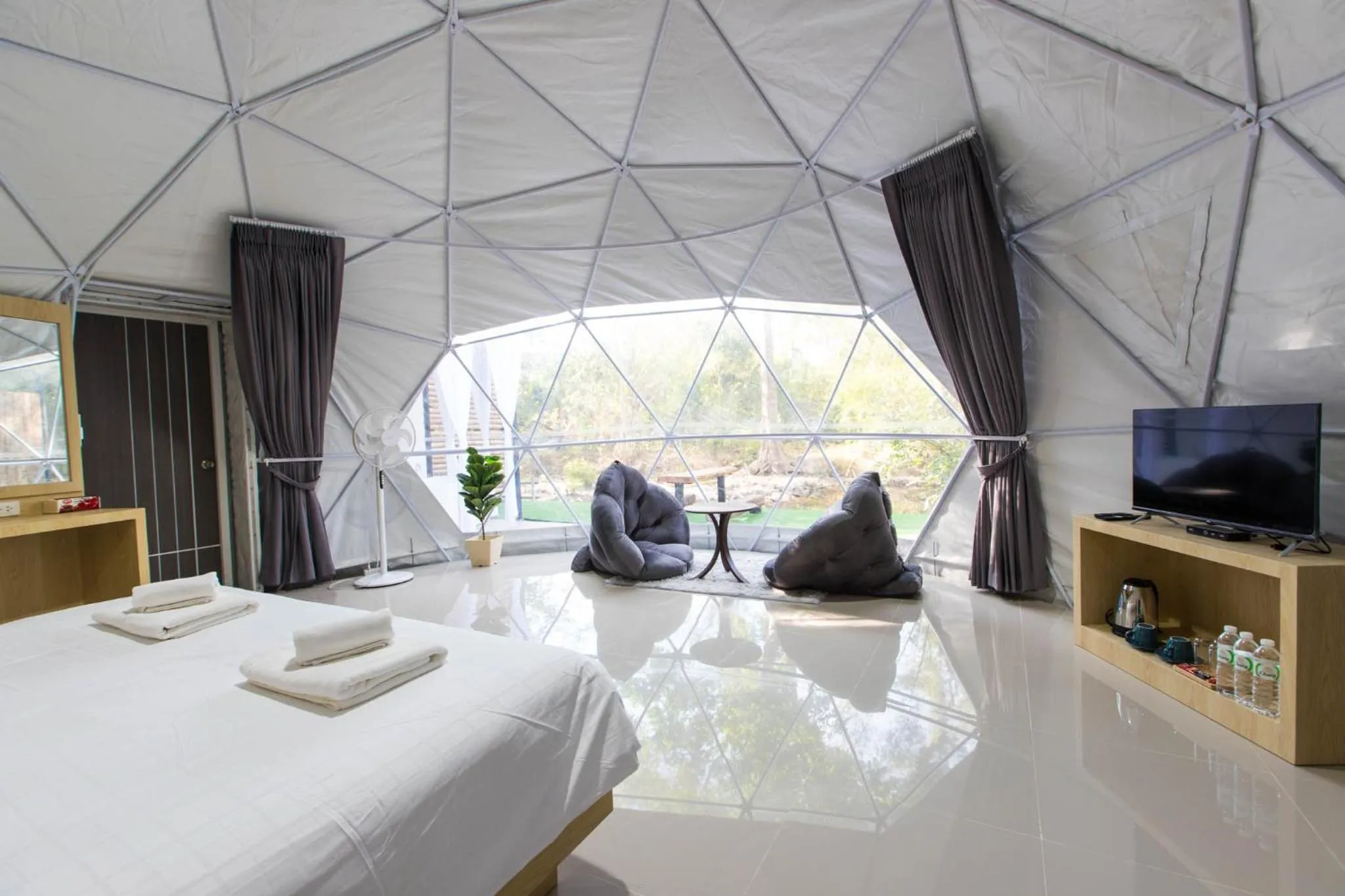 Bed in The Chamuang Forest