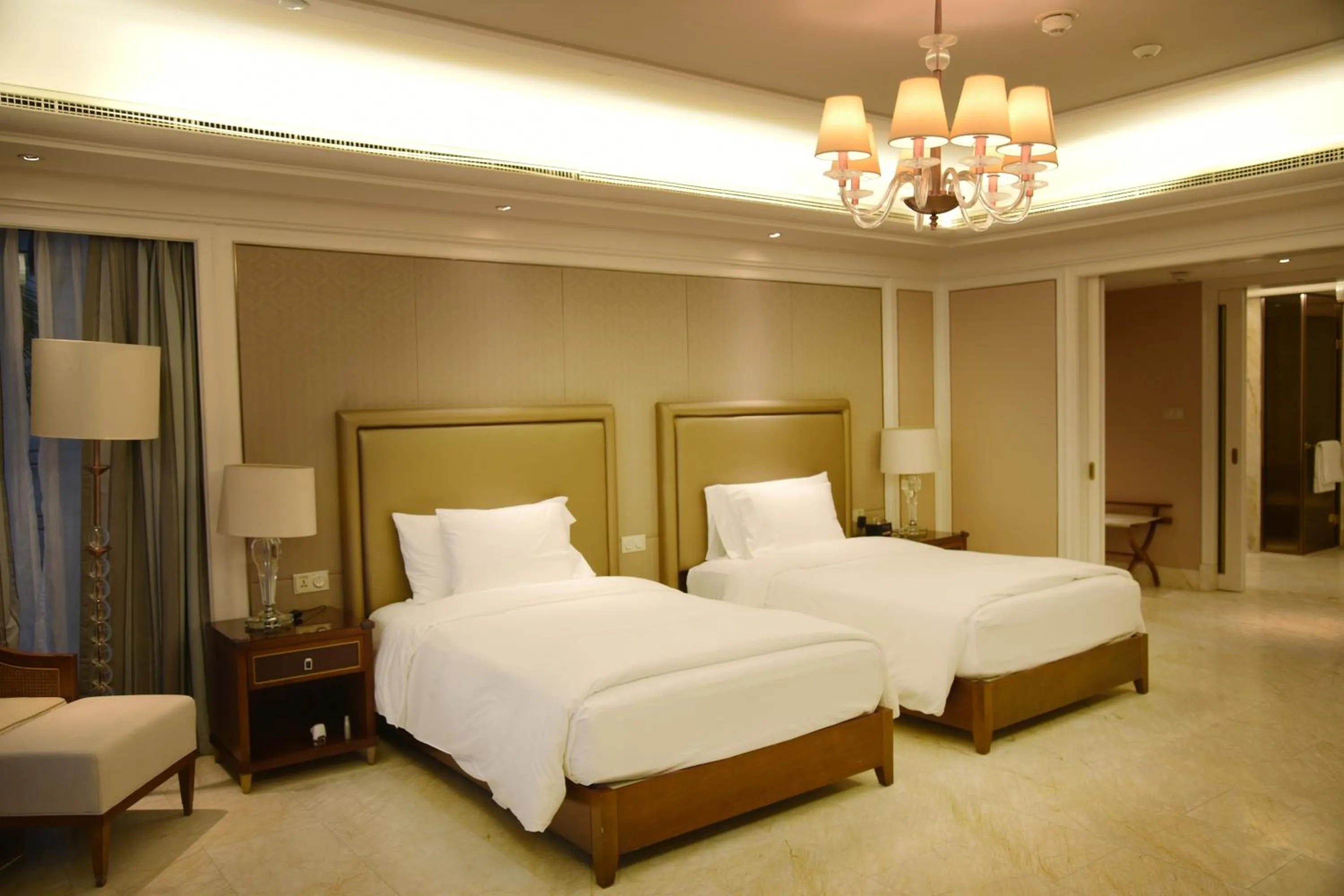 Bed in Wanda Reign Resort & Villas Sanya Haitang Bay