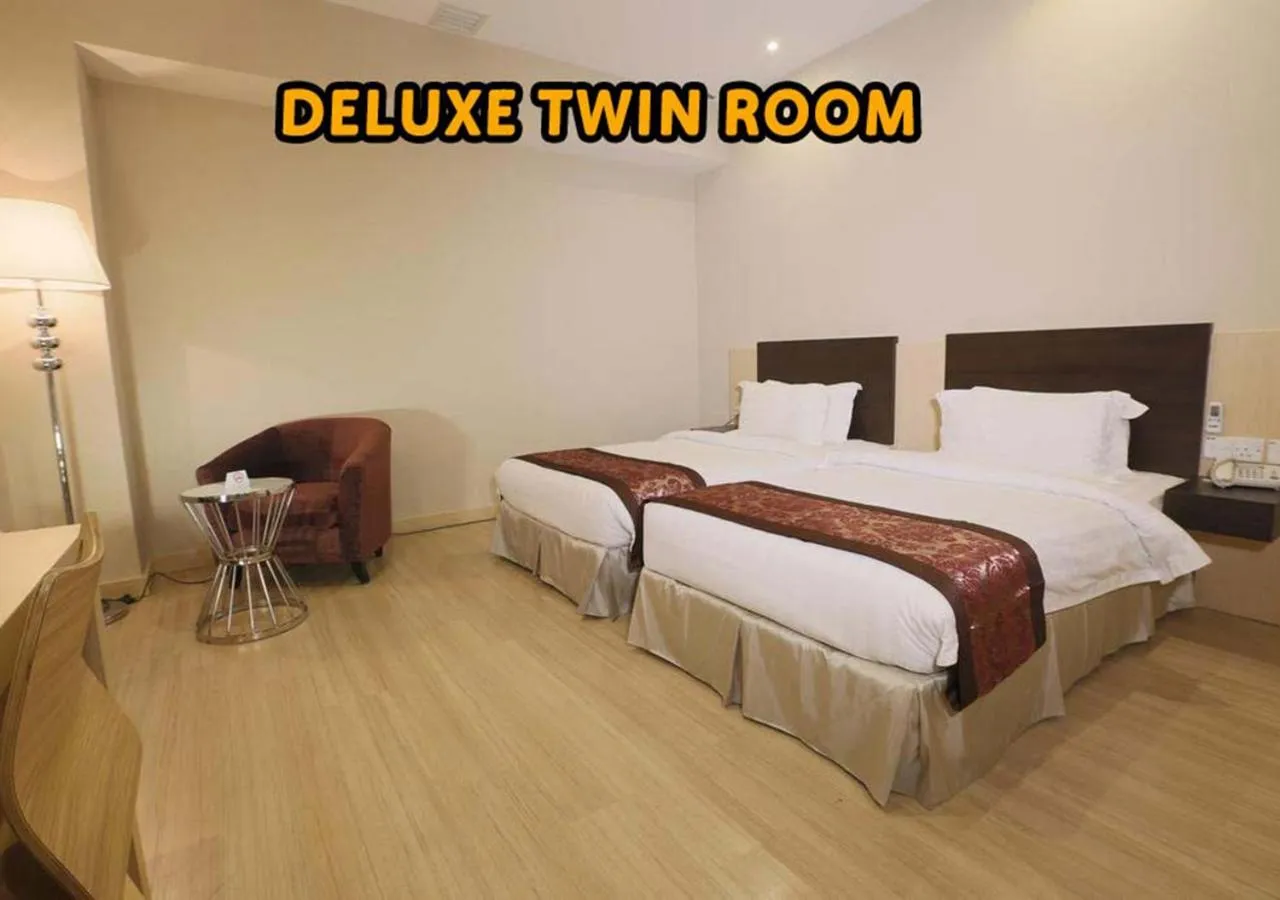 Standard Twin Room (No Window) in Collection O Melaka Near Dataran Pahlawan Formerly Ideals Hotel