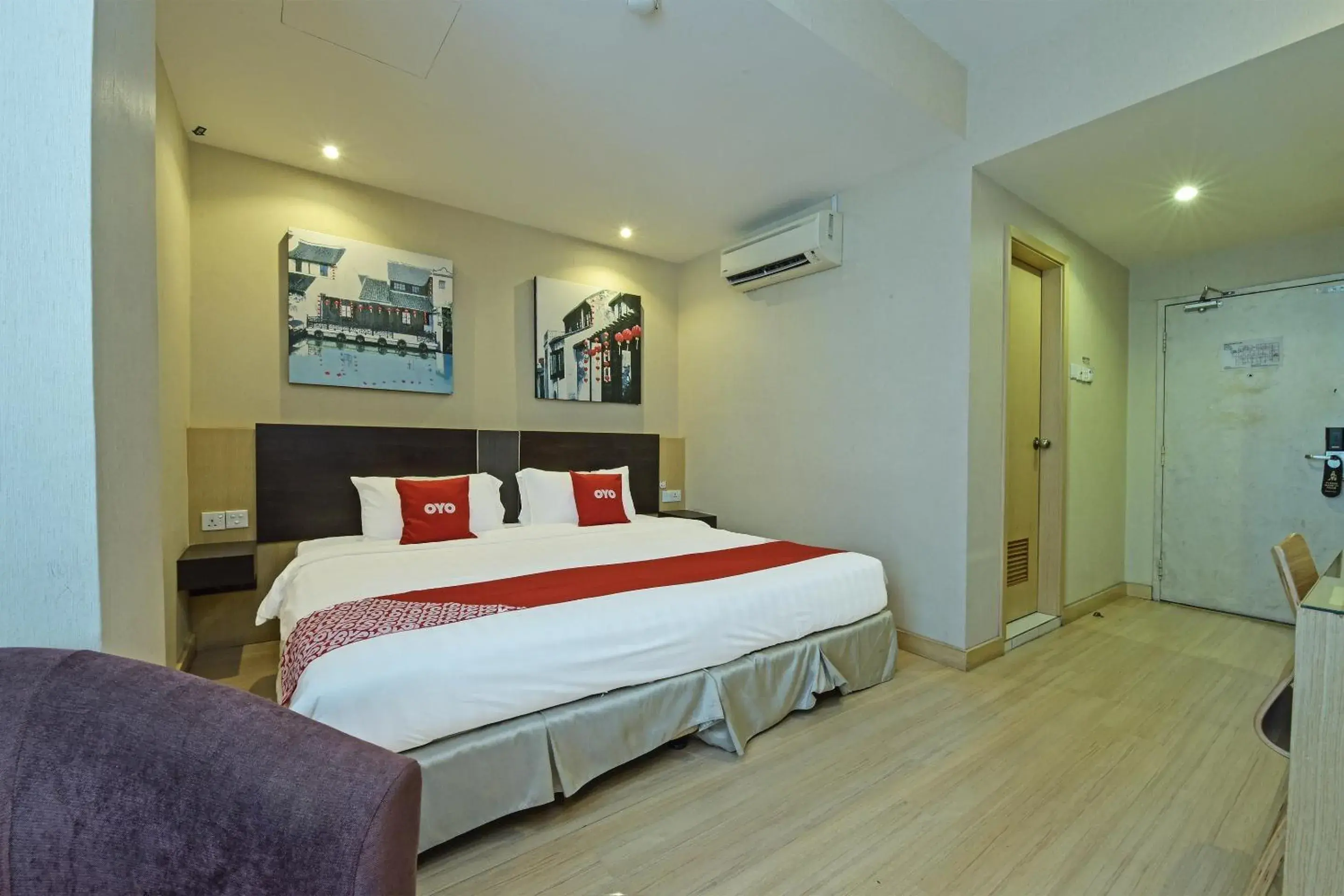 Photo of the whole room, Bed in Collection O Melaka Near Dataran Pahlawan Formerly Ideals Hotel Photo of the whole room, Bed in Collection O Melaka Near Dataran Pahlawan Formerly Ideals Hotel