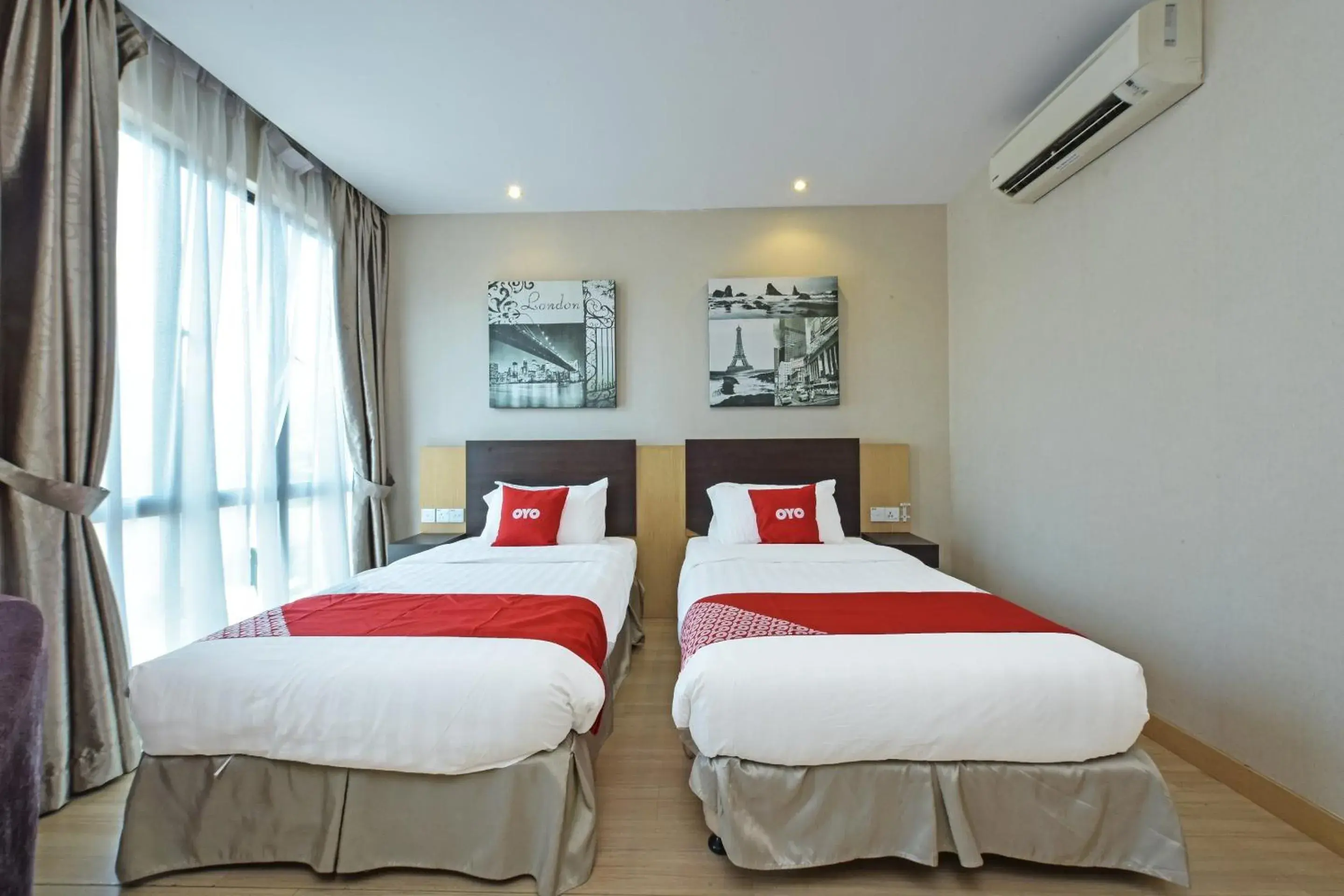 Photo of the whole room, Bed in Collection O Melaka Near Dataran Pahlawan Formerly Ideals Hotel Photo of the whole room, Bed in Collection O Melaka Near Dataran Pahlawan Formerly Ideals Hotel