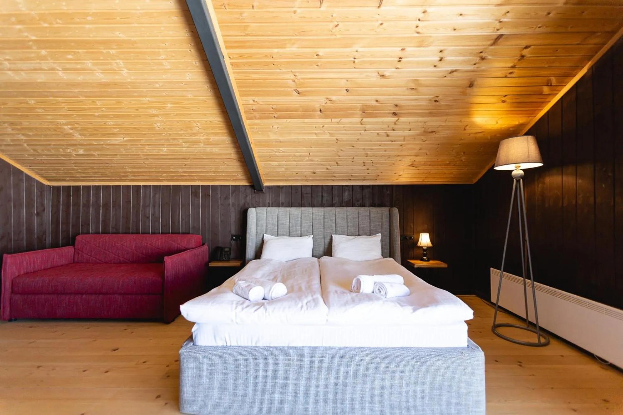 Photo of the whole room, Bed in Hotel Roshe Gudauri