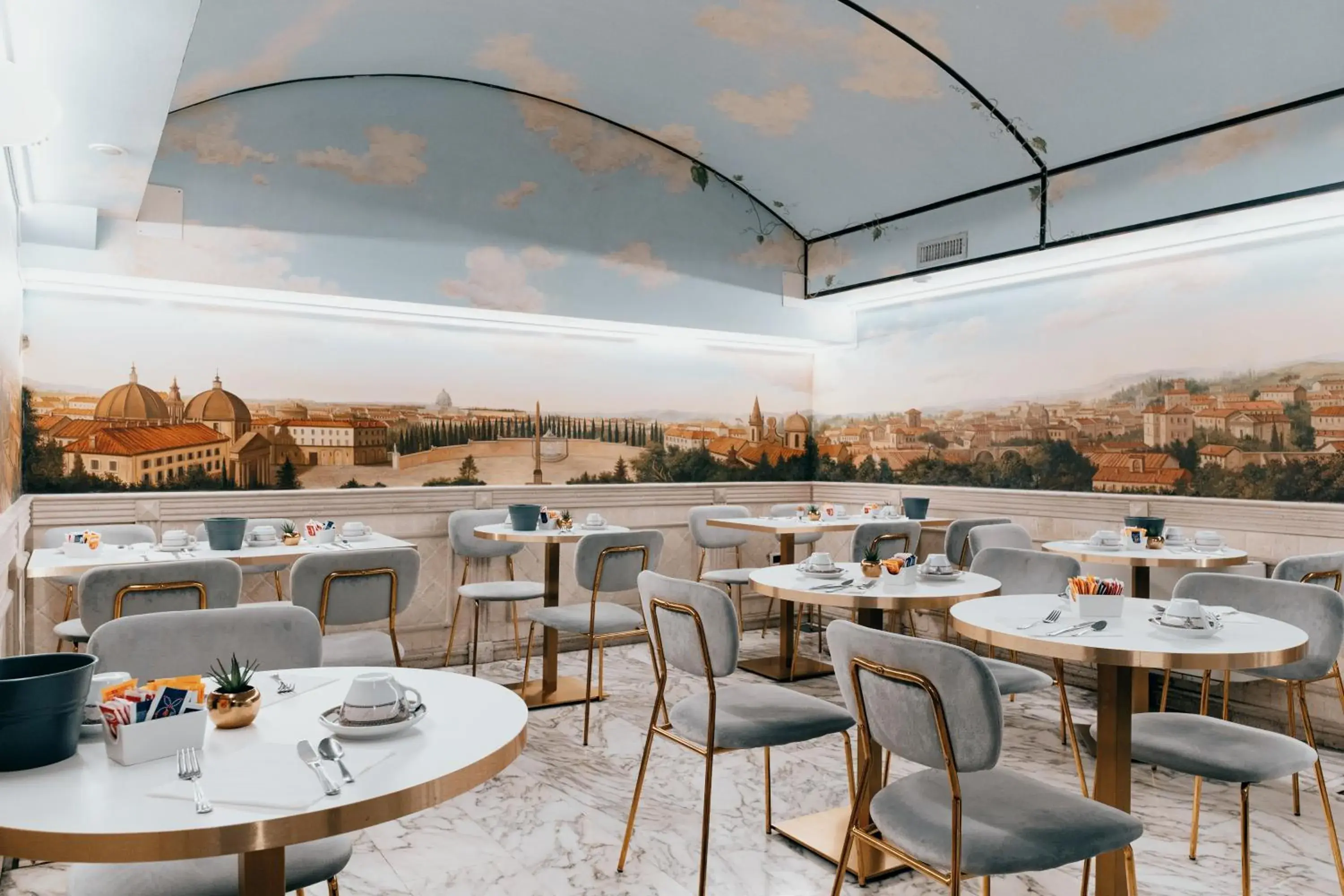 Breakfast in Hotel Pantheon Breakfast in Hotel Pantheon