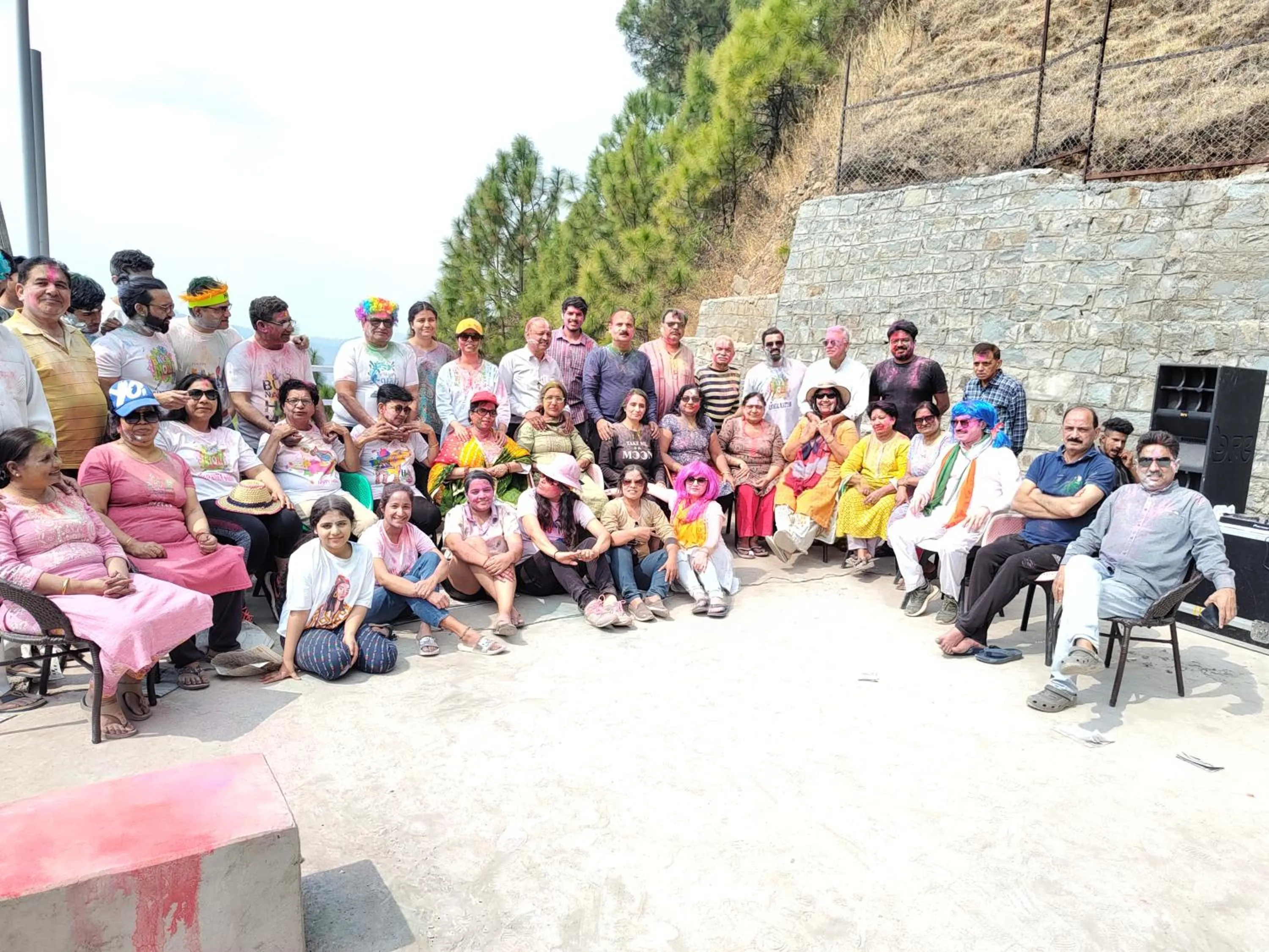People in Hotel Le Halcyon Kasauli