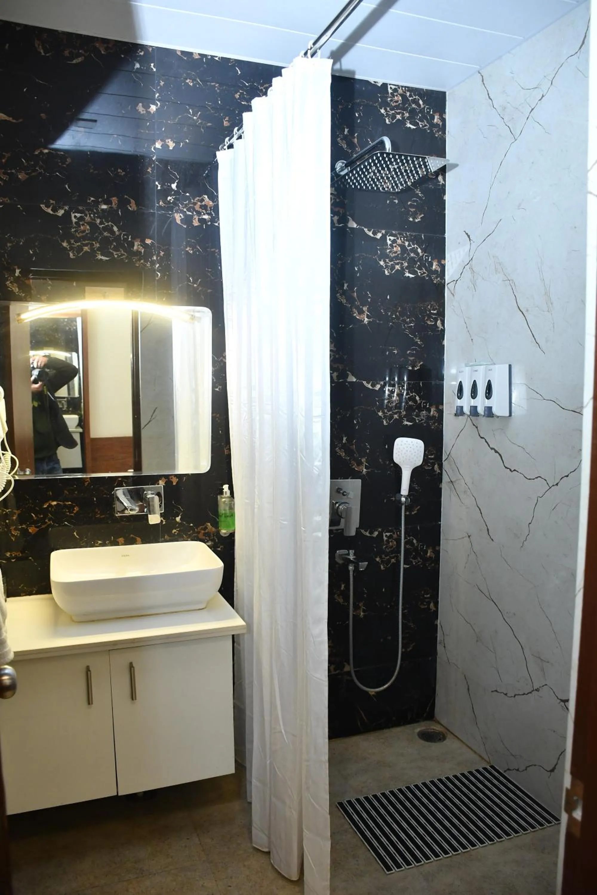 Hotel Le Halcyon Kasauli