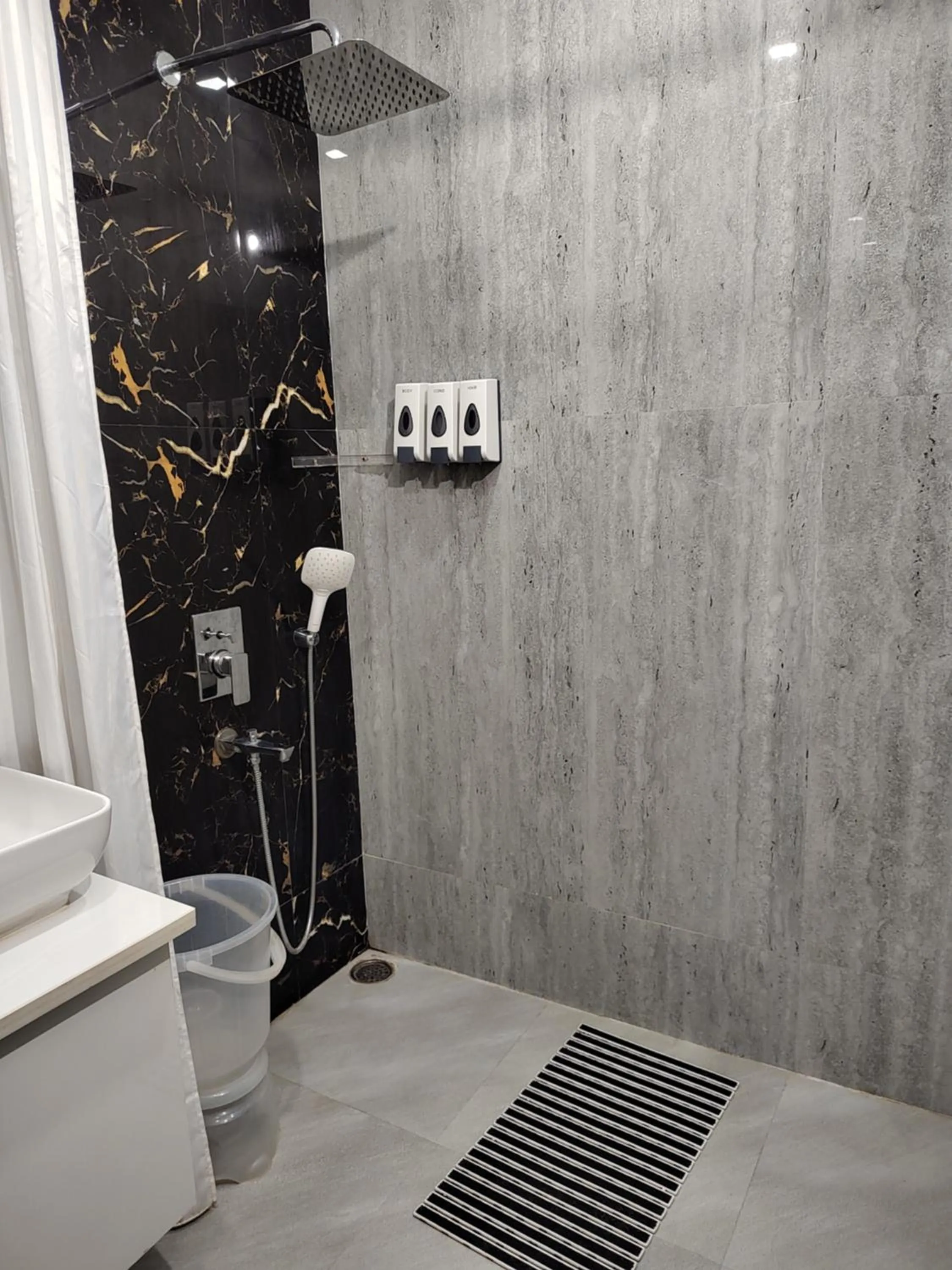 Hotel Le Halcyon Kasauli