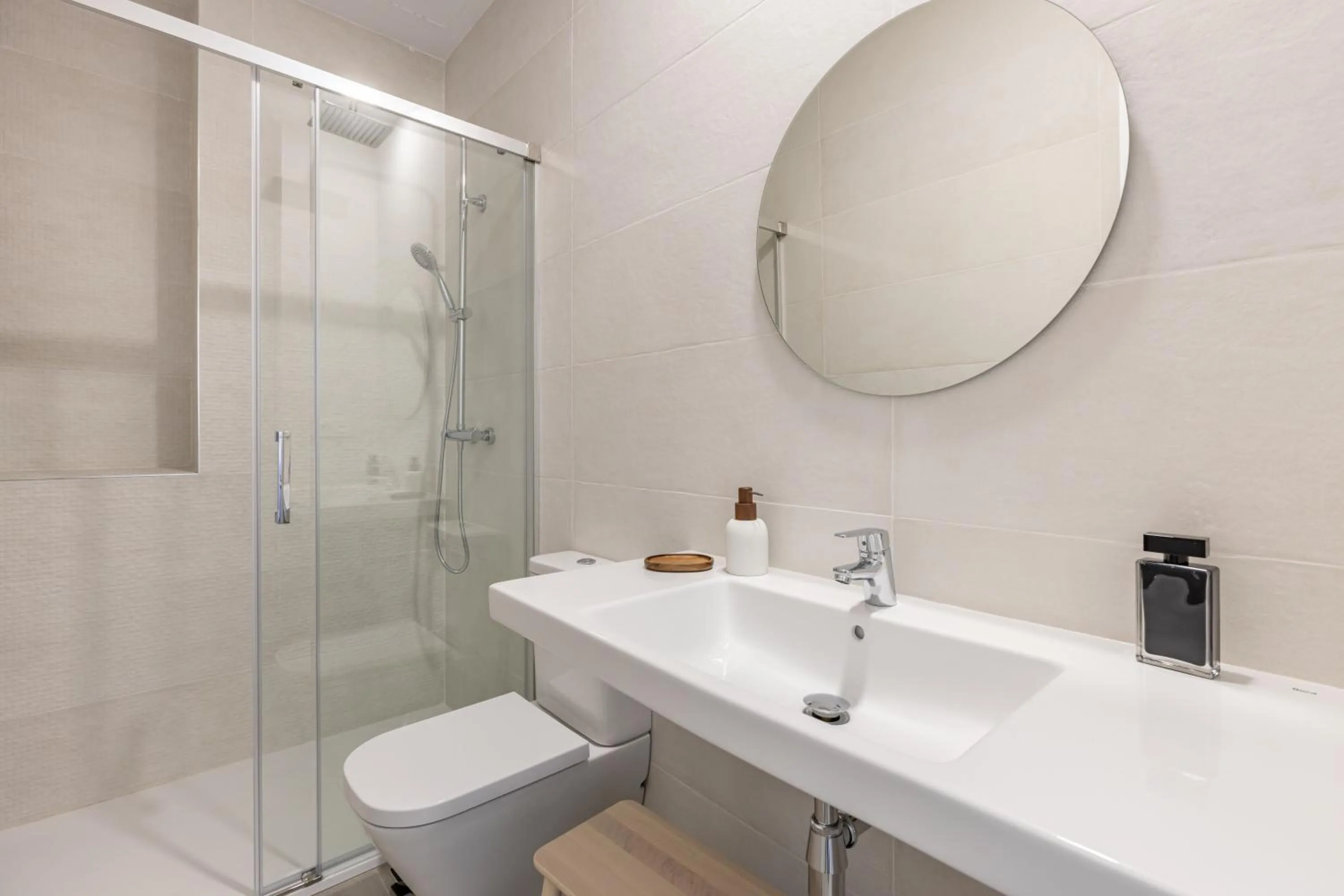 Líbere Granada Catedral