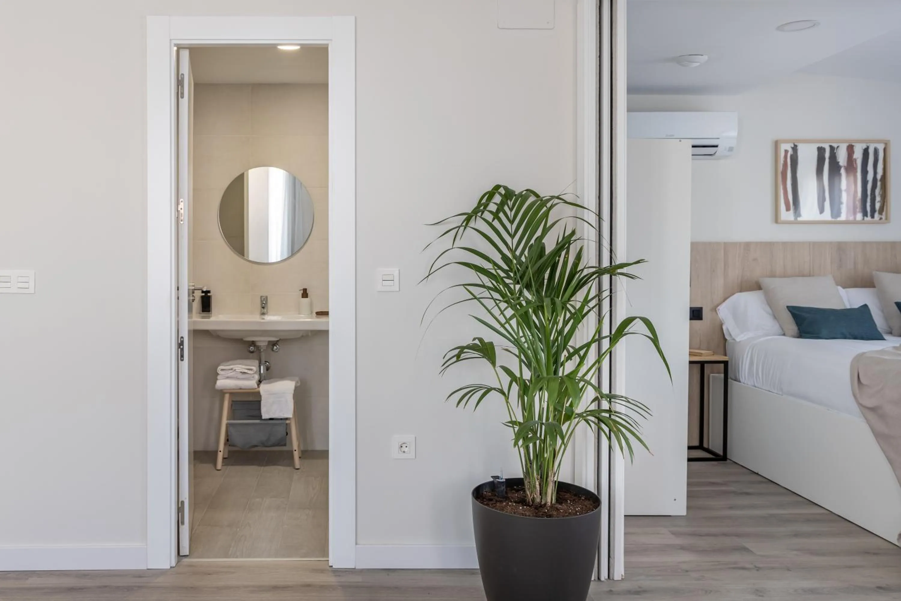 Bed in Líbere Granada Catedral