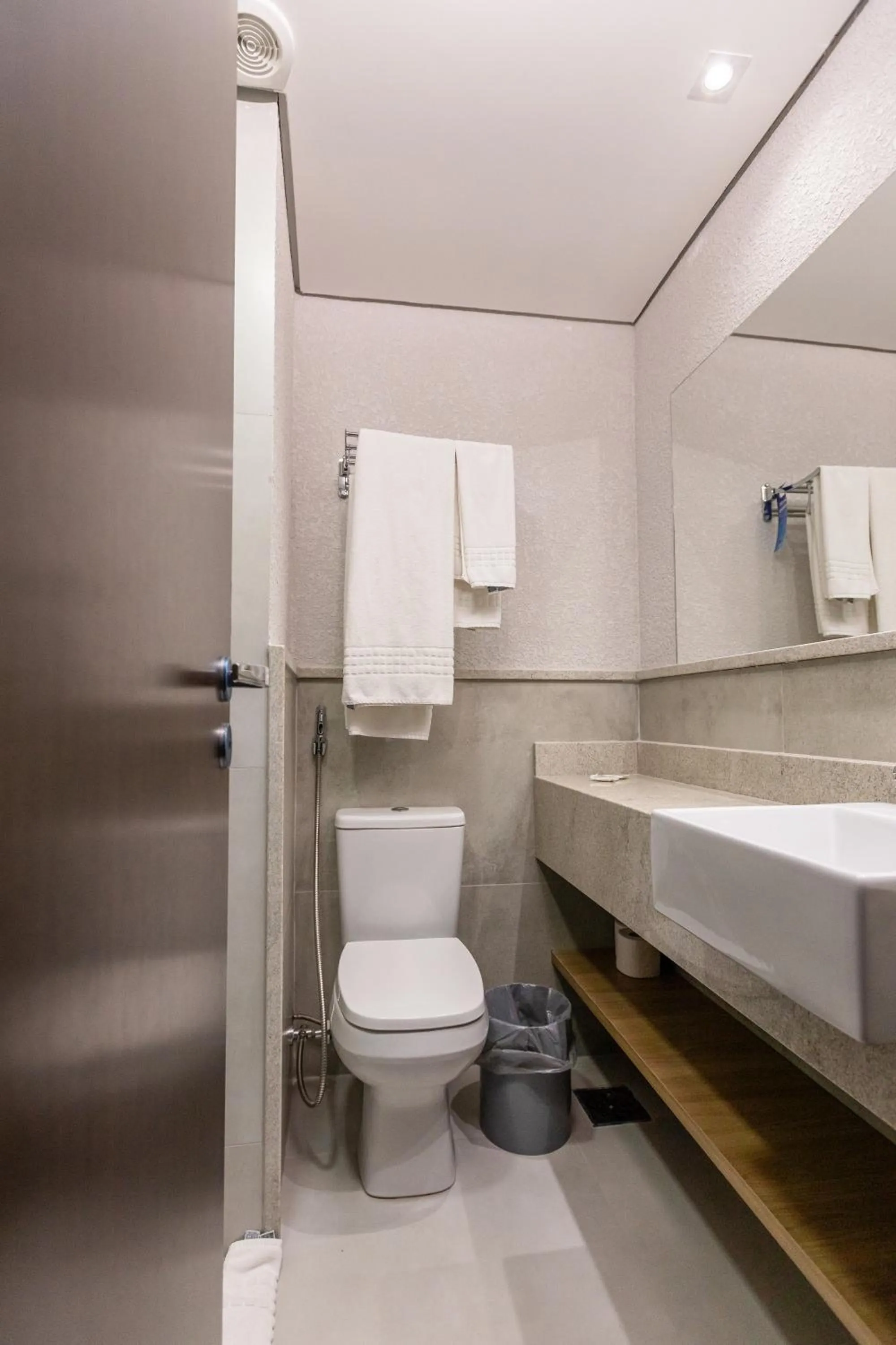 Bathroom in Days Inn By Wyndham Cascavel
