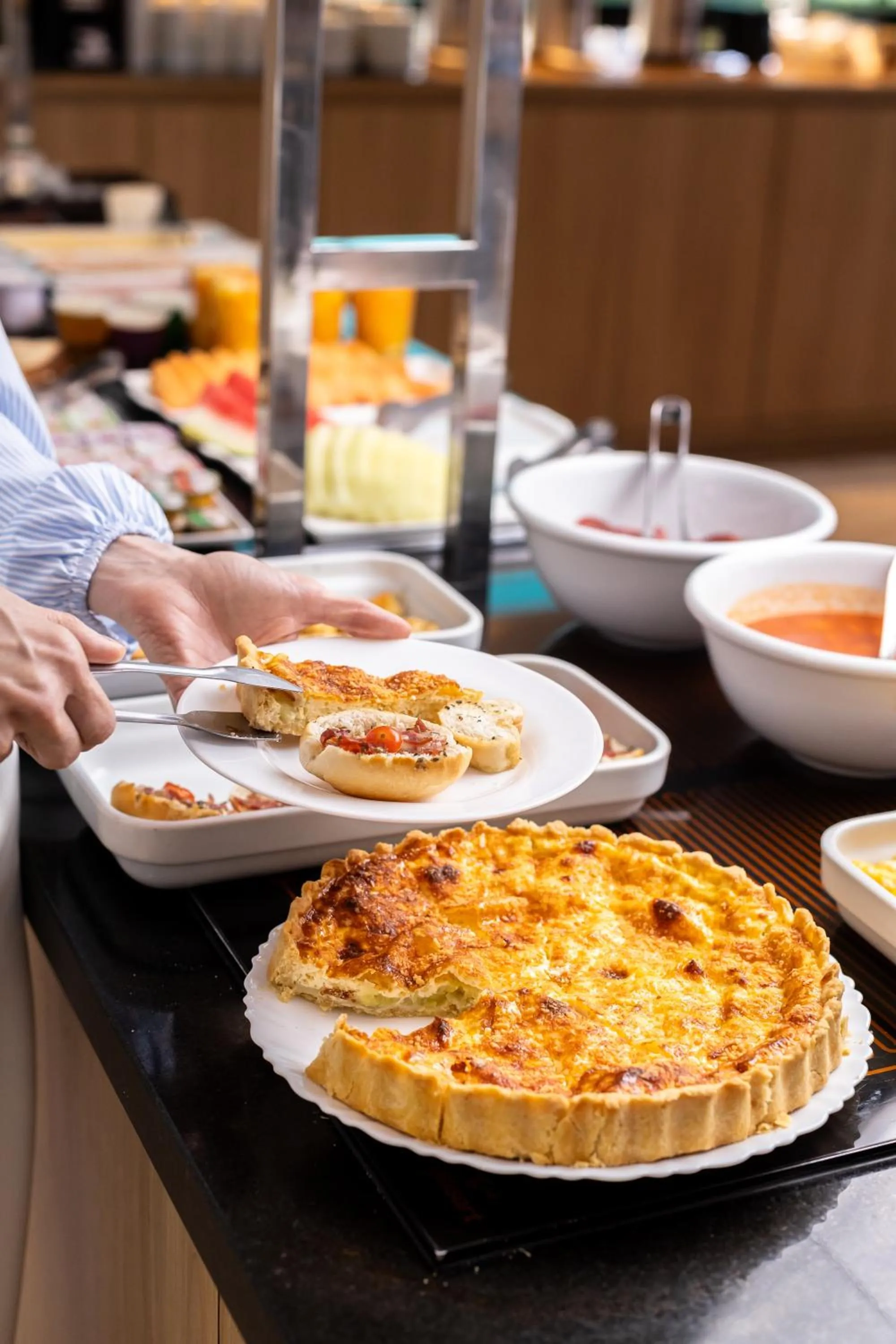 Restaurant/places to eat in Days Inn By Wyndham Cascavel