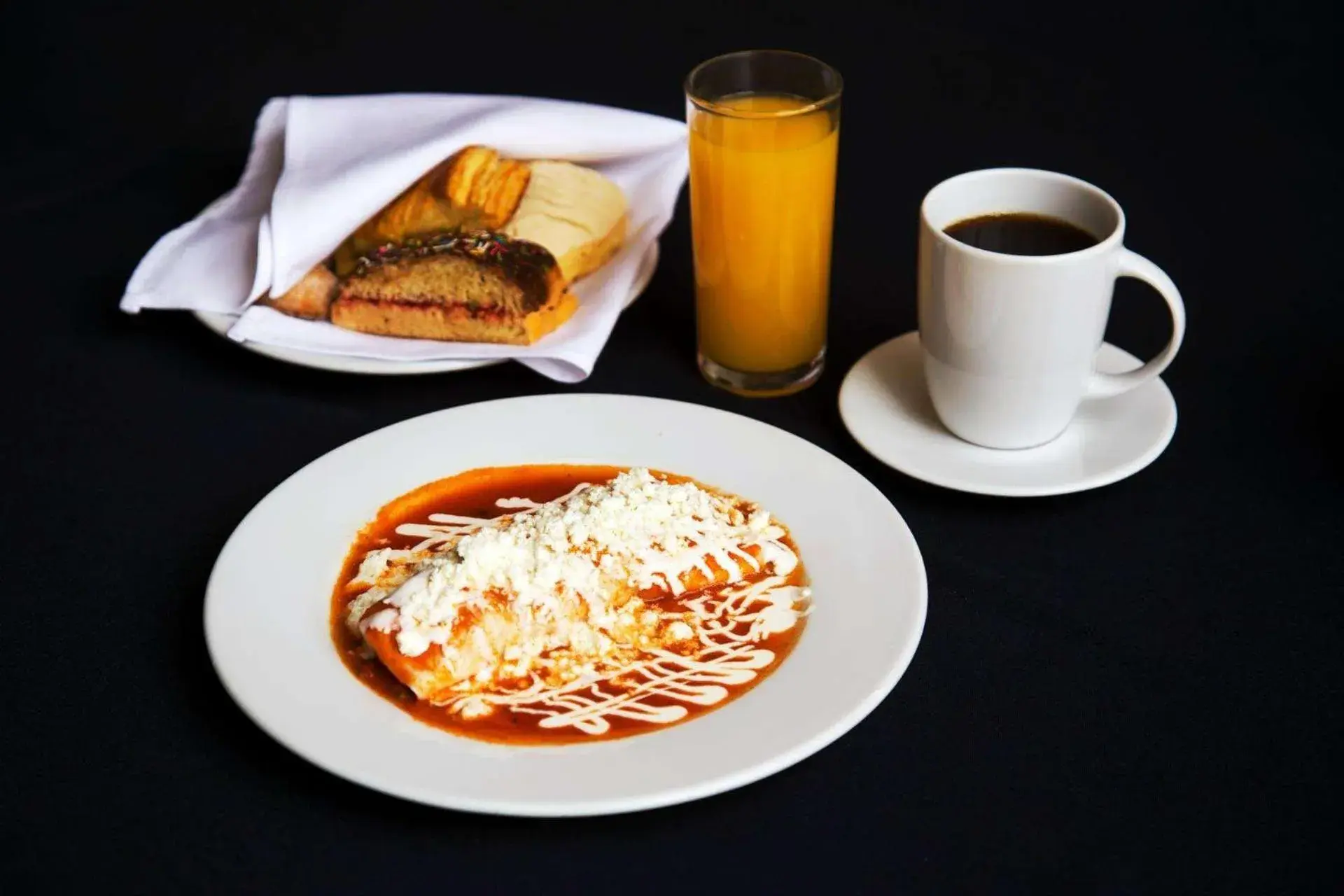 Restaurant/places to eat in Bel Air Business Salamanca, Trademark by Wyndham Restaurant/places to eat in Bel Air Business Salamanca, Trademark by Wyndham