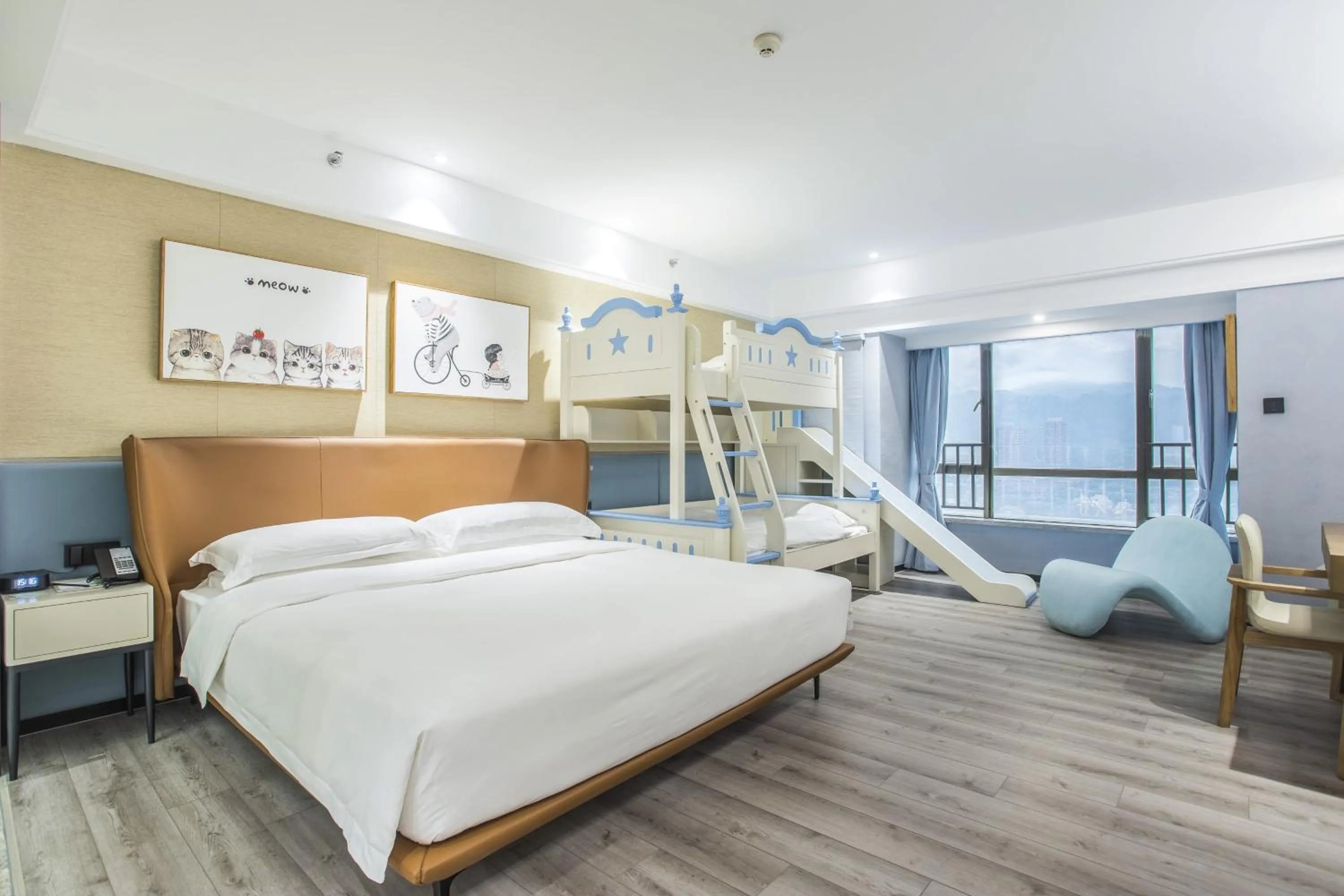 bunk bed in Wyndham Garden Heyuan