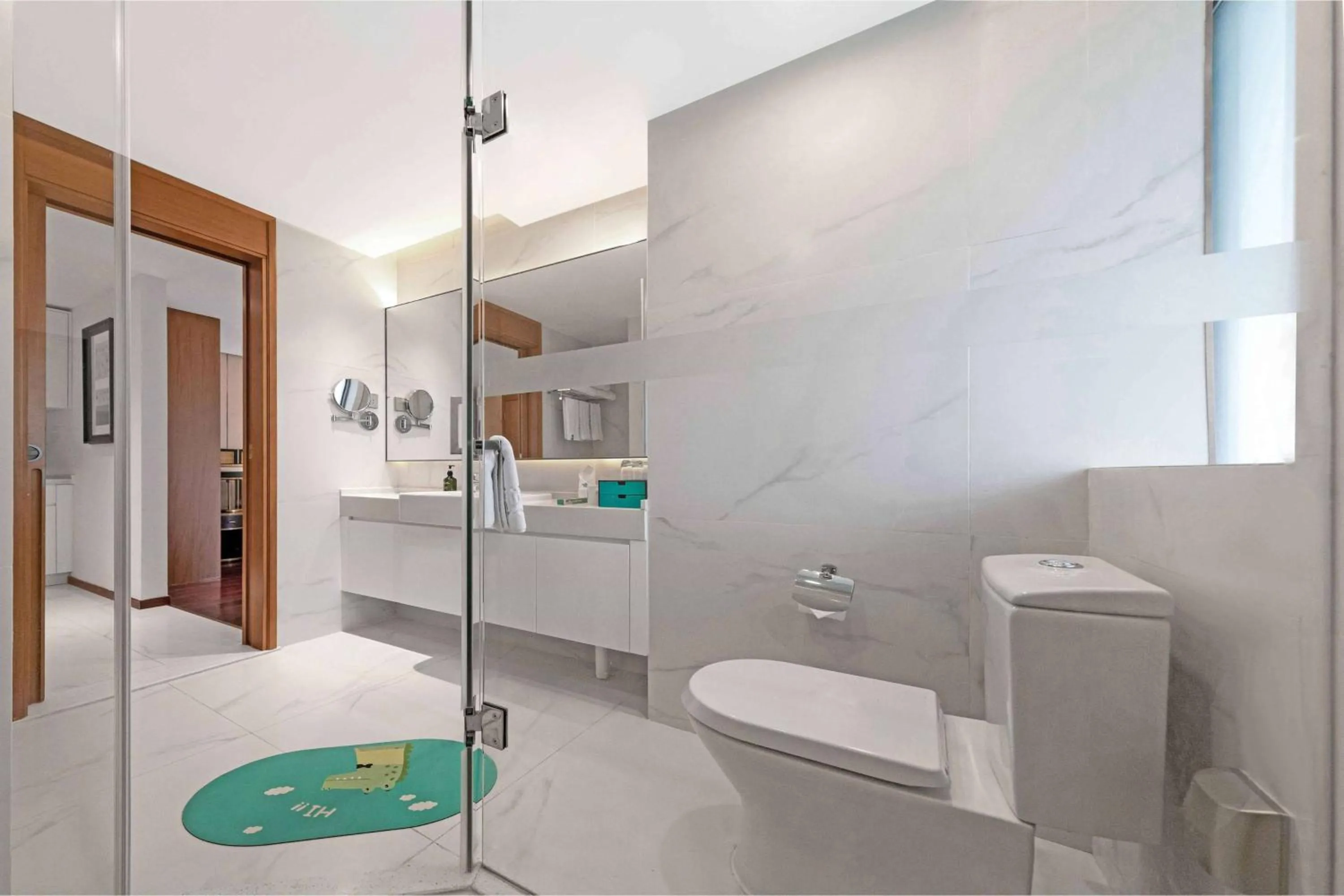 Shower in Wingate By Wyndham Yangshuo