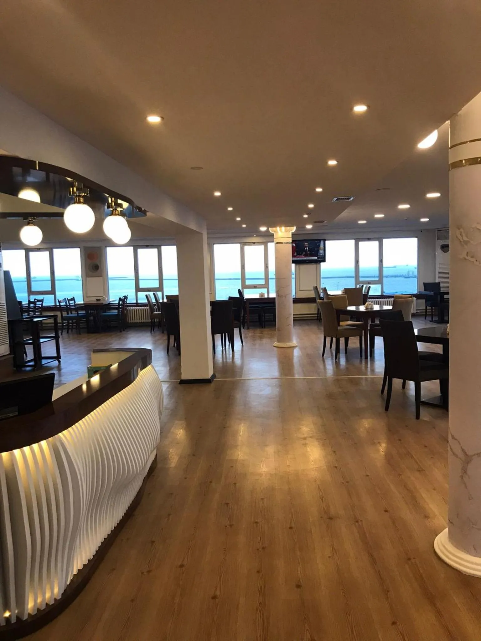 Restaurant/places to eat in SİMİSSO HOTEL