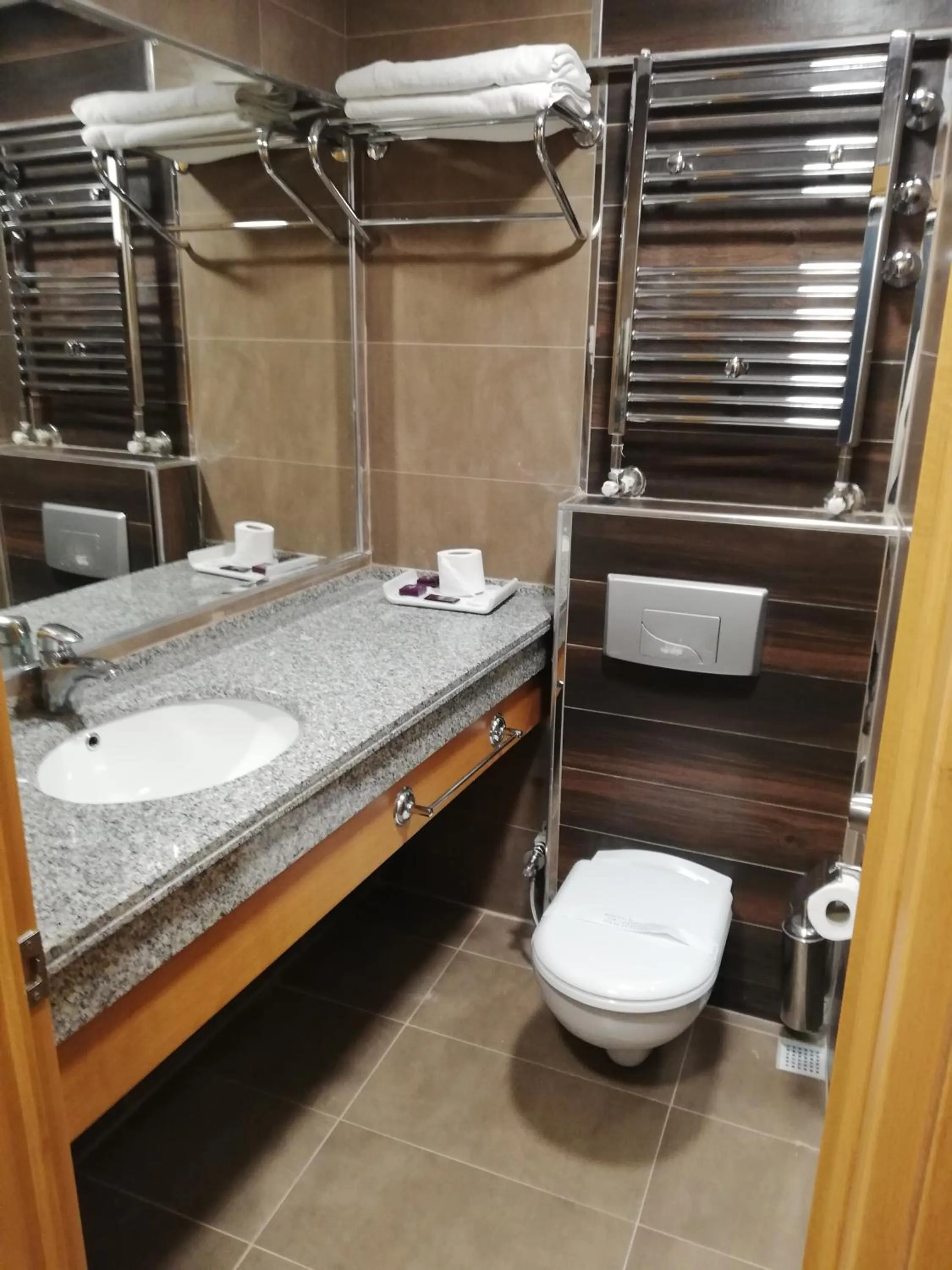 Shower in SİMİSSO HOTEL