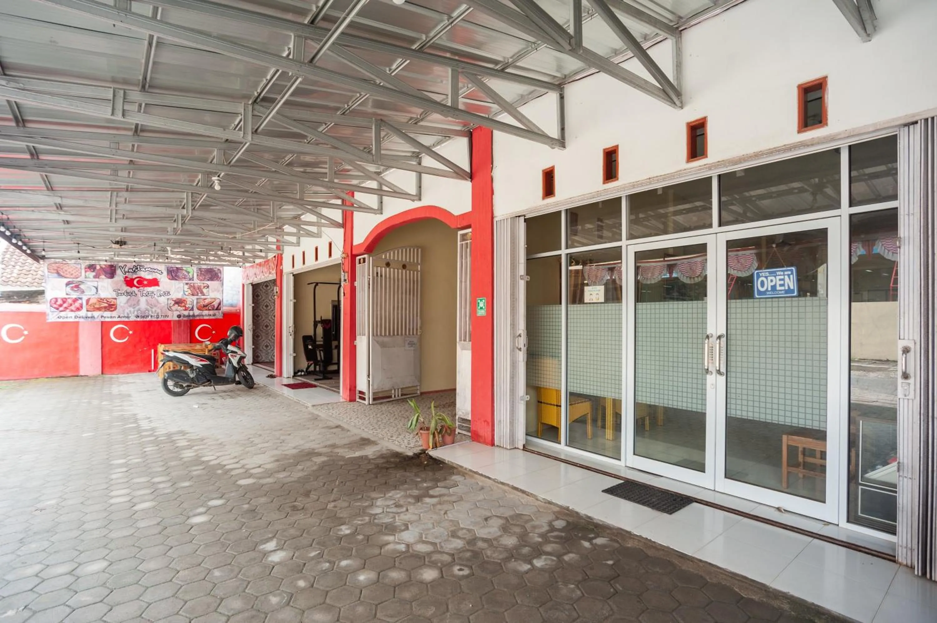 Property building in RedDoorz near Universitas Muhammadiyah Pringsewu