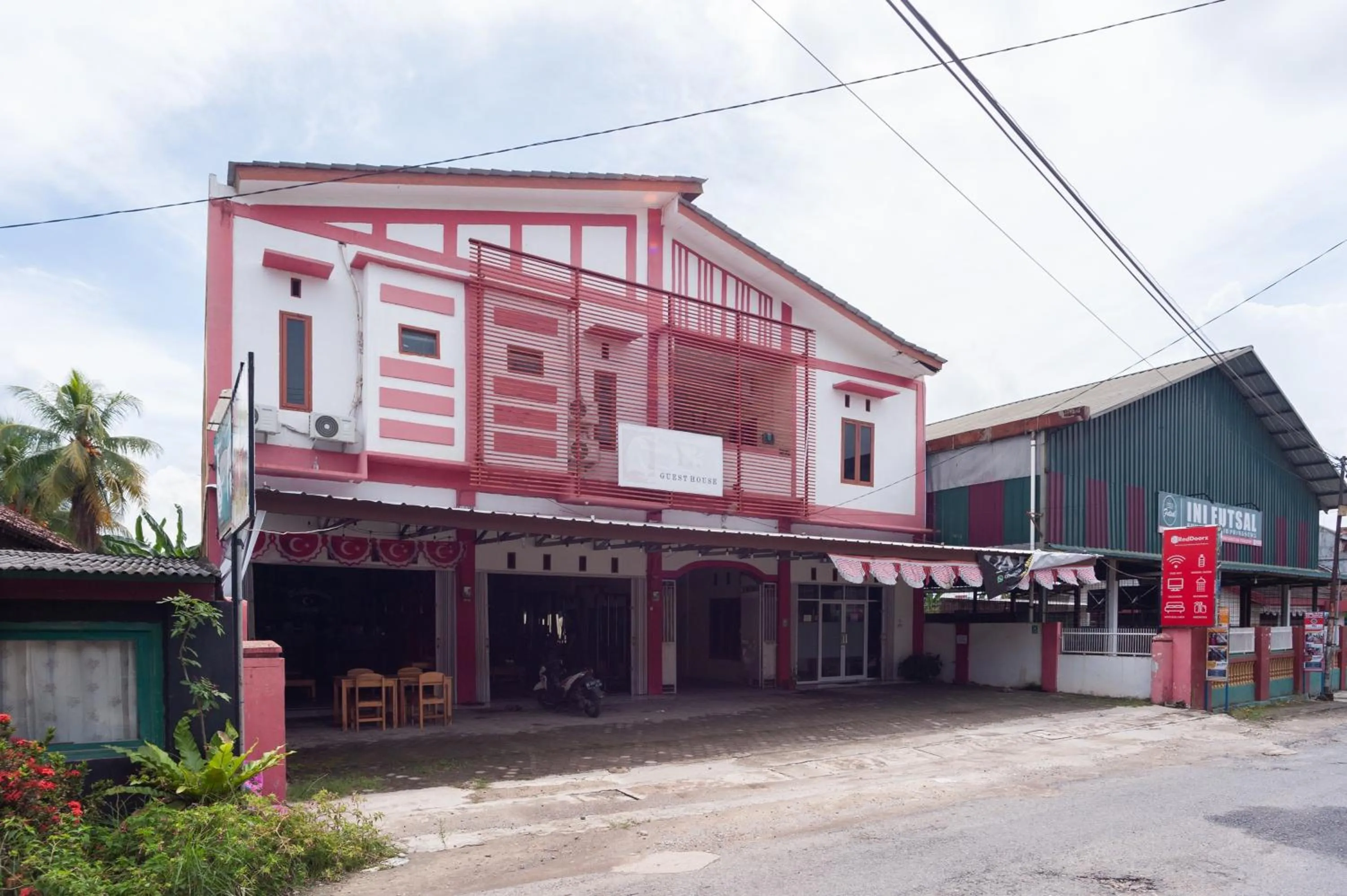 Property building in RedDoorz near Universitas Muhammadiyah Pringsewu