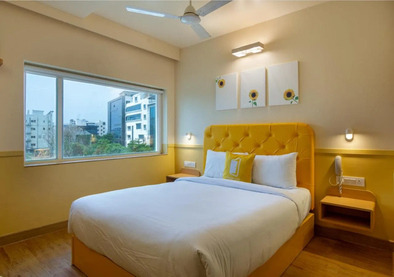 Bed in Bloom Hotel - HITEC City