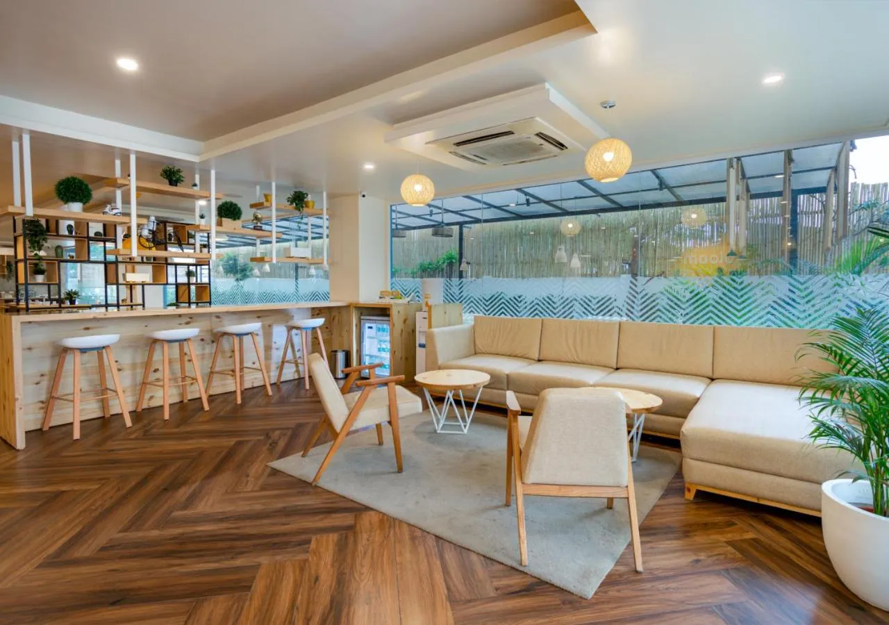 Lobby or reception in Bloom Hotel - HITEC City