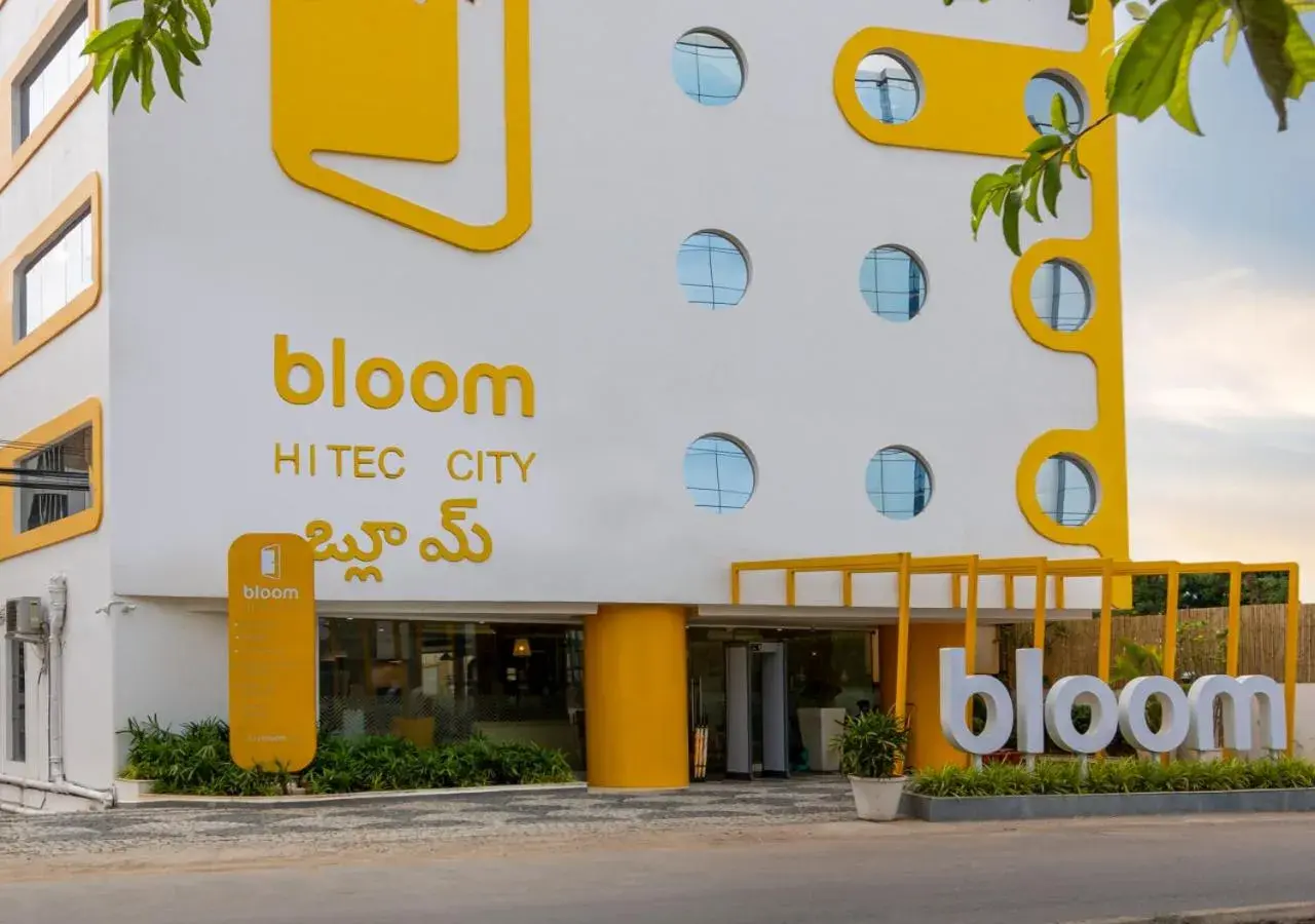 Facade/entrance in Bloom Hotel - HITEC City Facade/entrance in Bloom Hotel - HITEC City