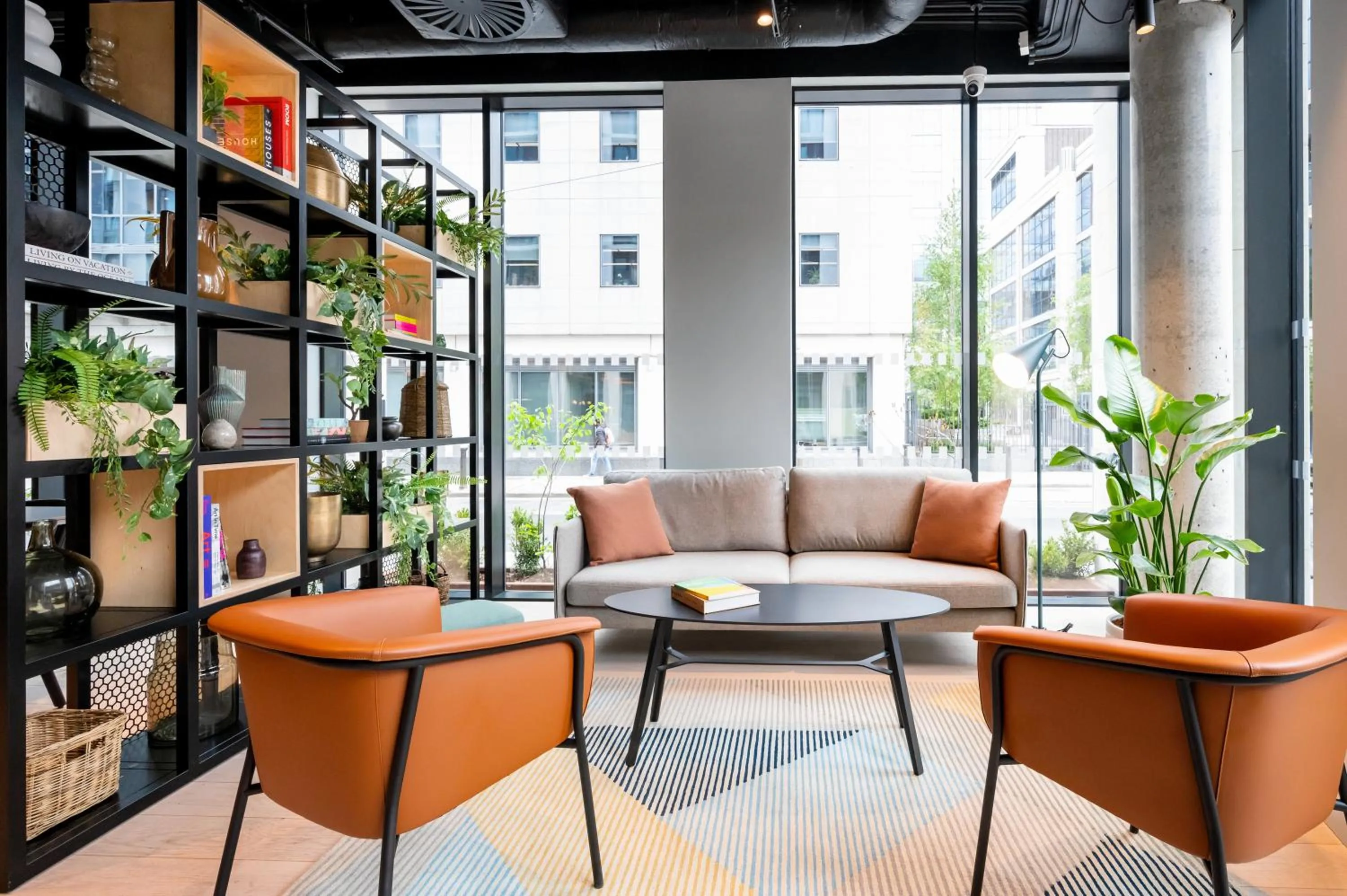 Seating area in Staycity Aparthotels Dublin City Quay