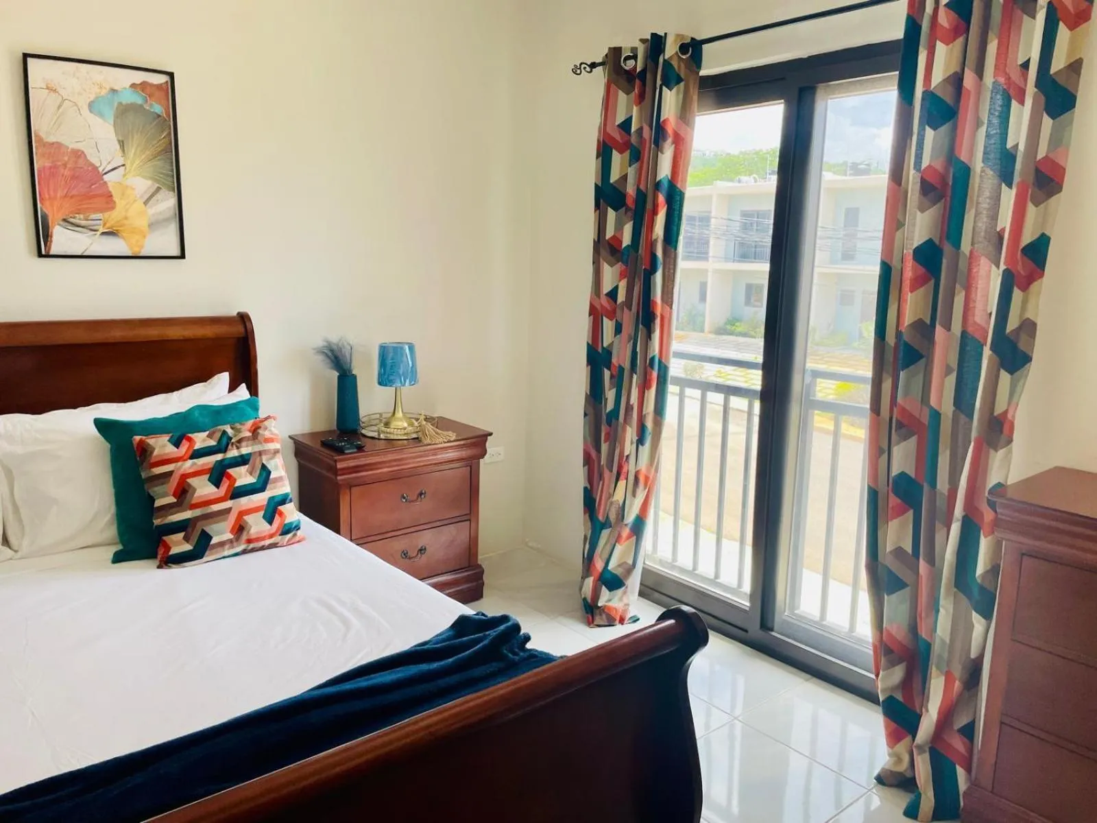 Bed in VaeTropicalParadise Free Puerto Seco Beach Access