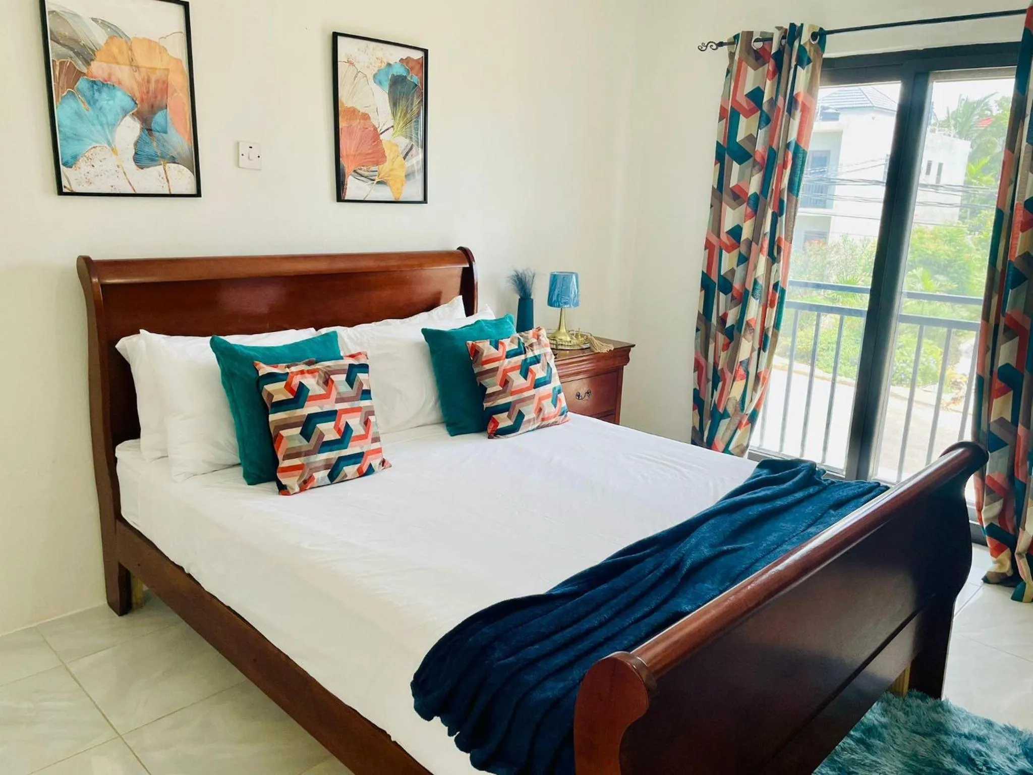 Bed in VaeTropicalParadise Free Puerto Seco Beach Access