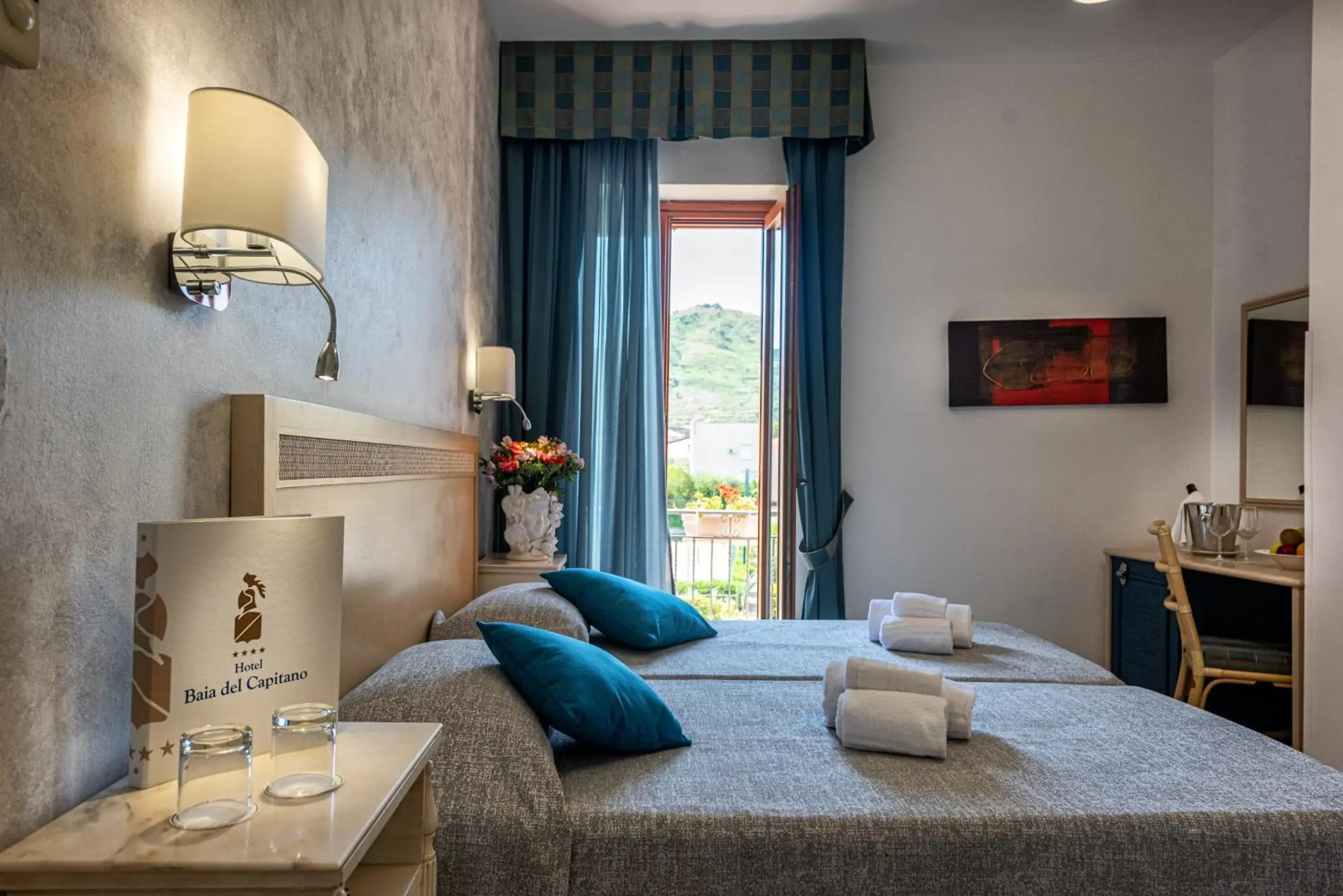 Superior Double or Twin Room with Garden View in Hotel Baia Del Capitano Superior Double or Twin Room with Garden View in Hotel Baia Del Capitano