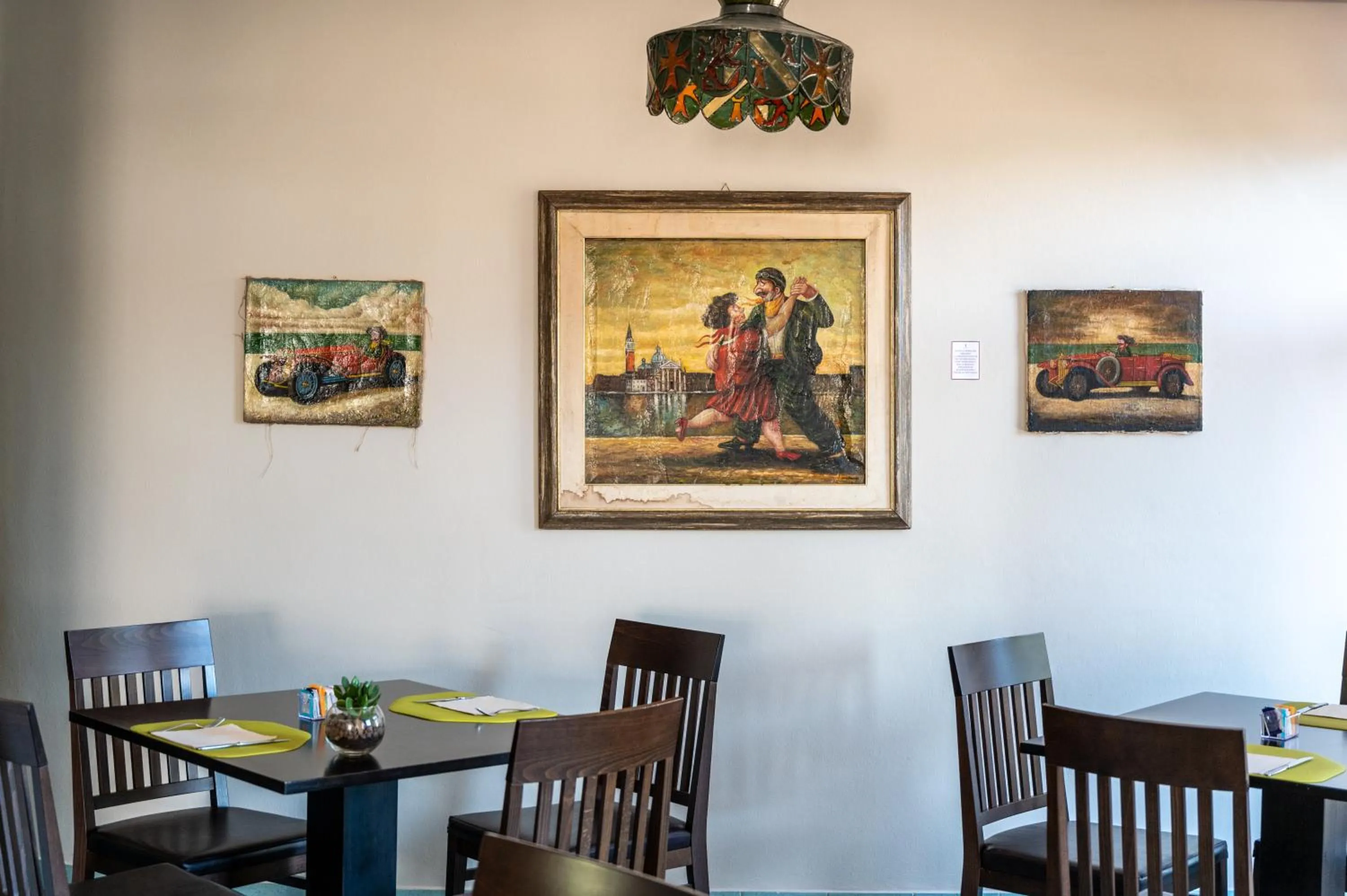 Restaurant/places to eat in Hotel Baia Del Capitano