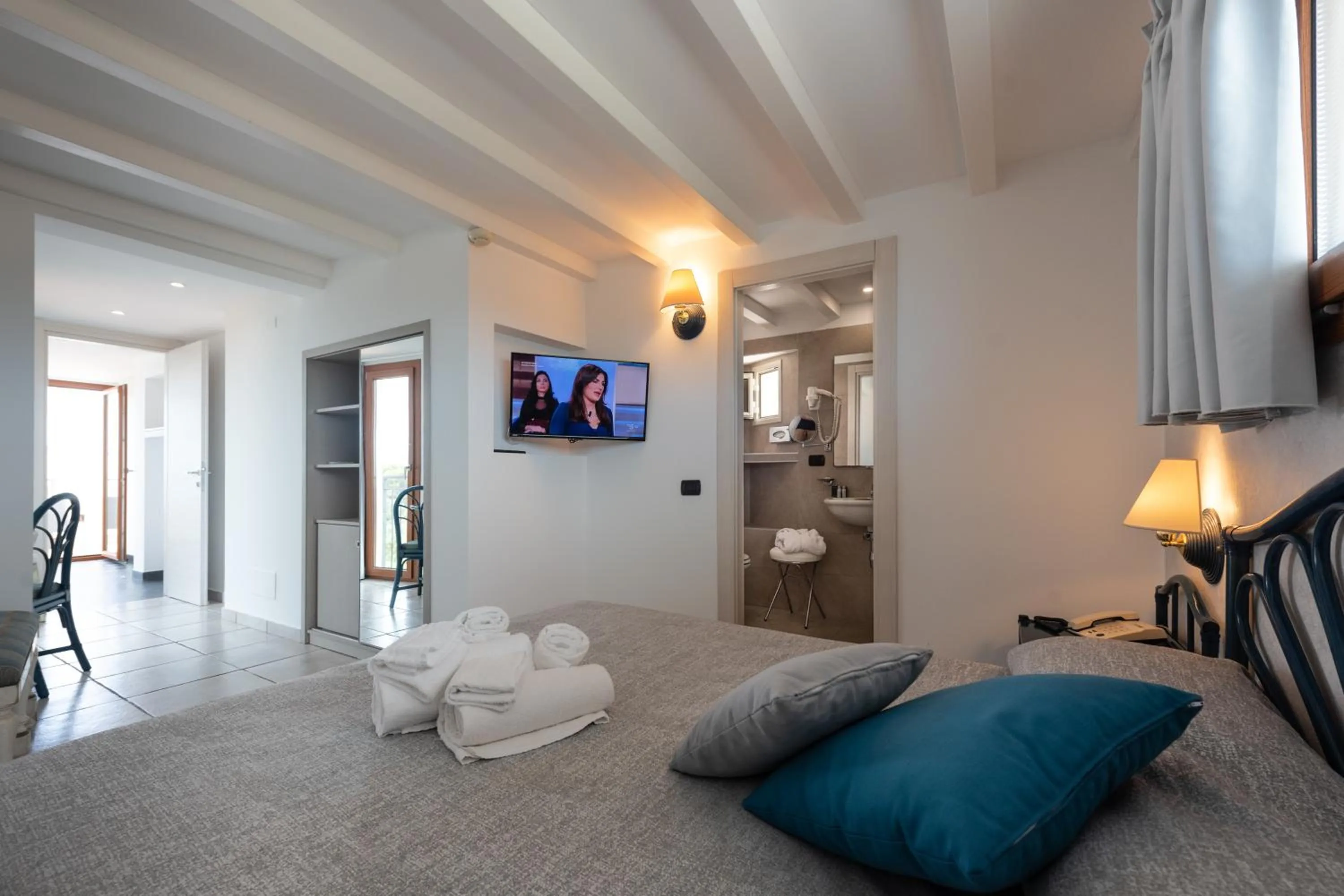 Balcony/Terrace in Hotel Baia Del Capitano