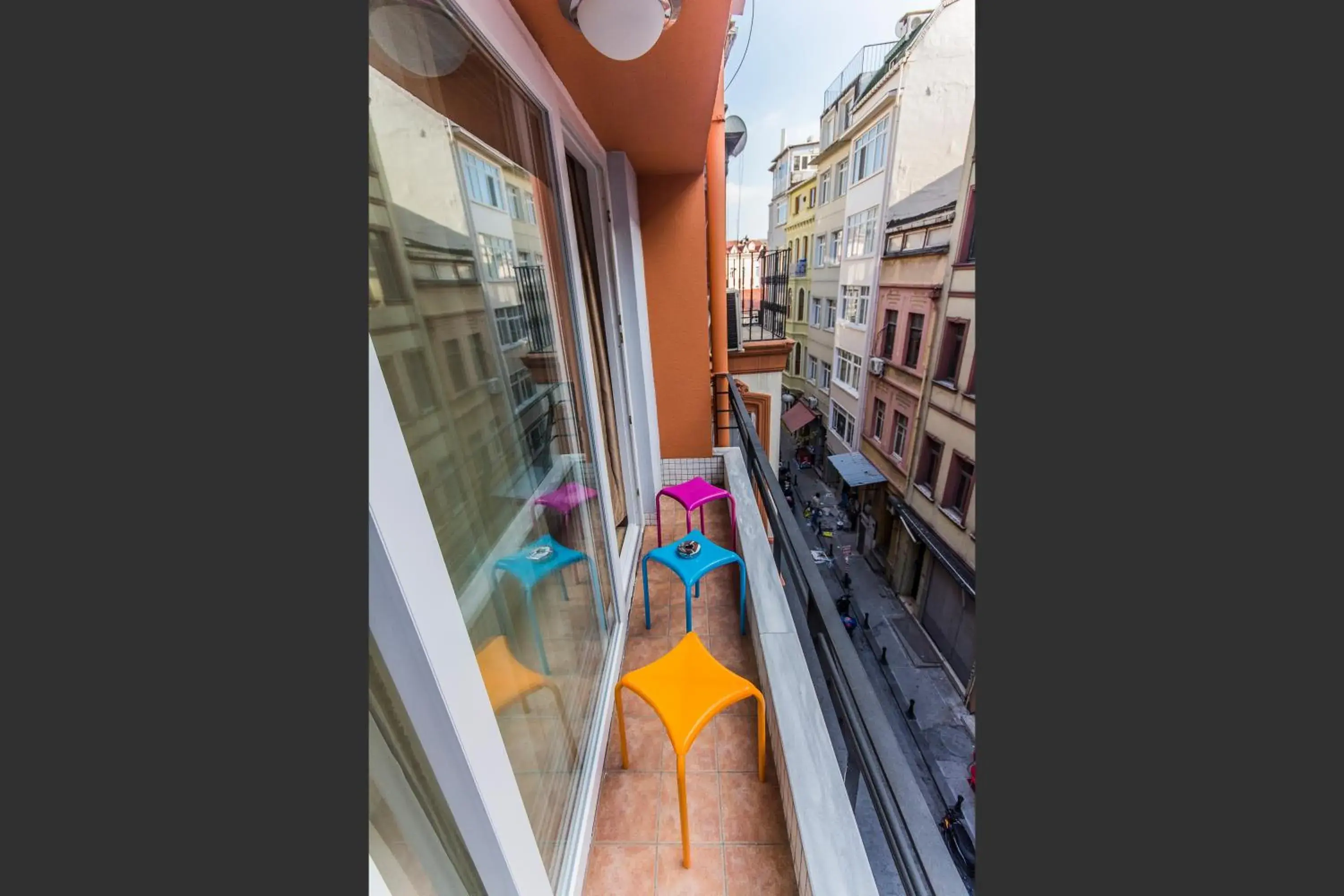 Property building in Taksim Cihangir Fidan Residence Hotel Property building in Taksim Cihangir Fidan Residence Hotel