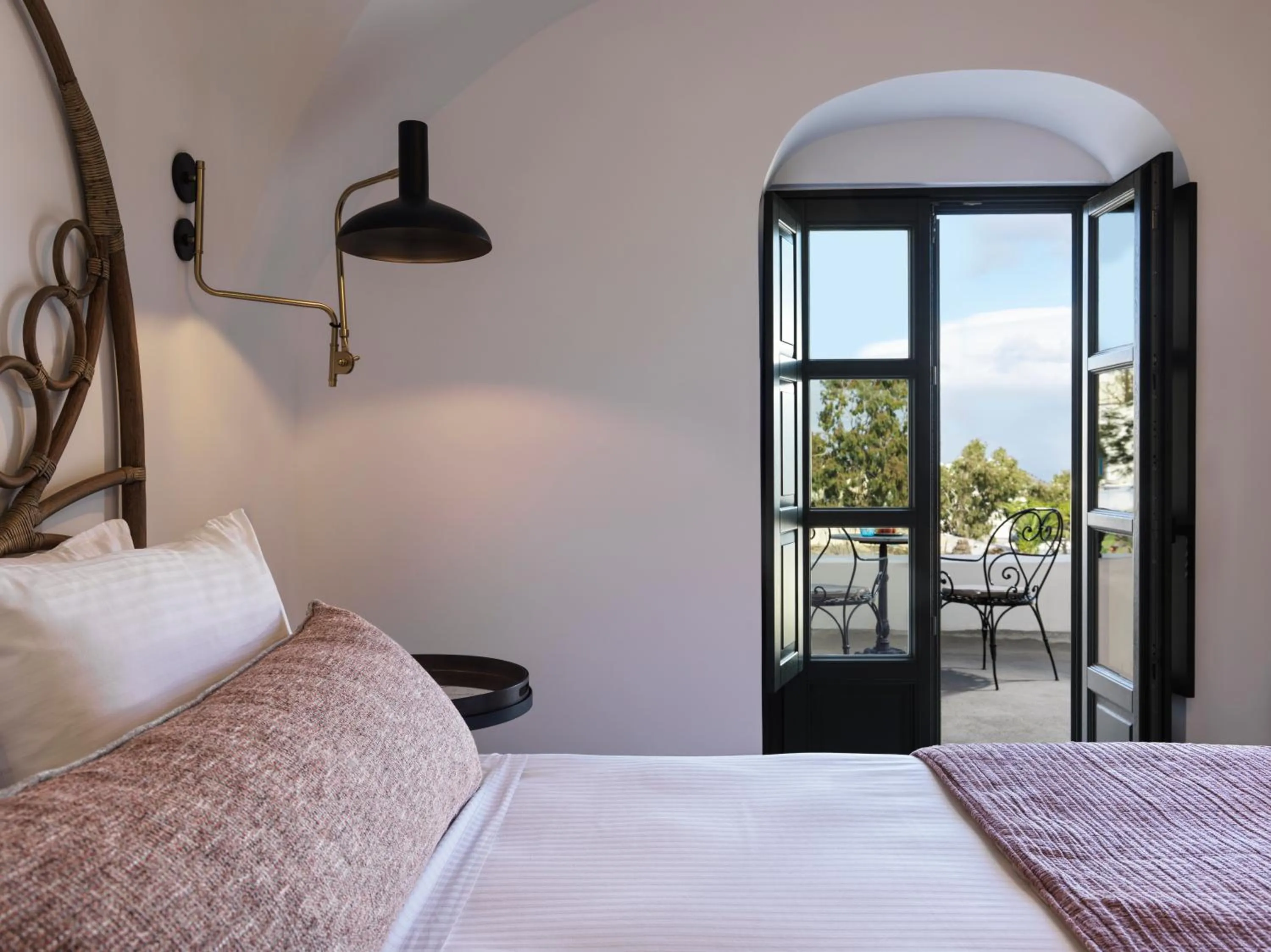 View (from property/room), Bed in La Maltese Estate