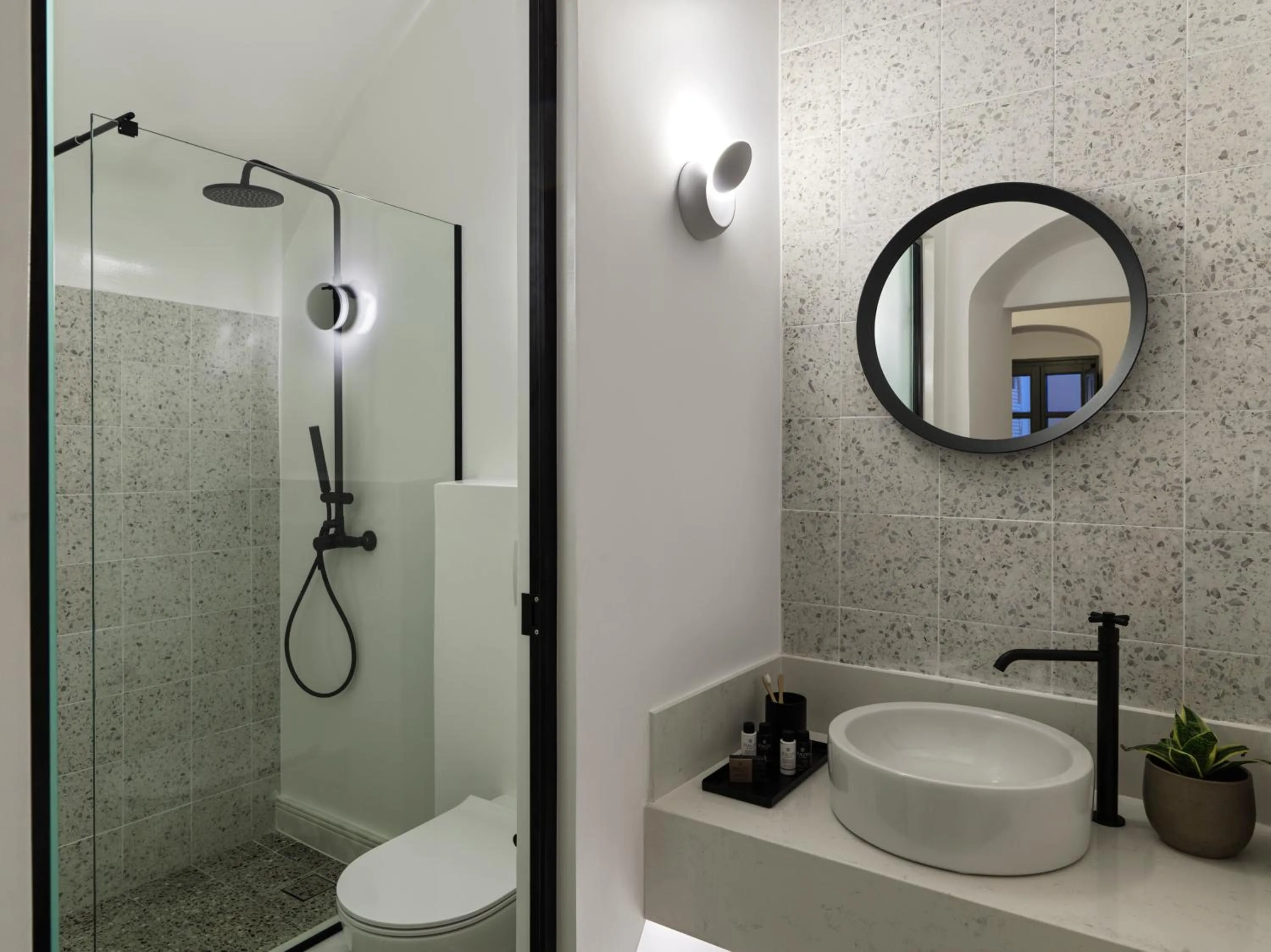 Shower in La Maltese Estate