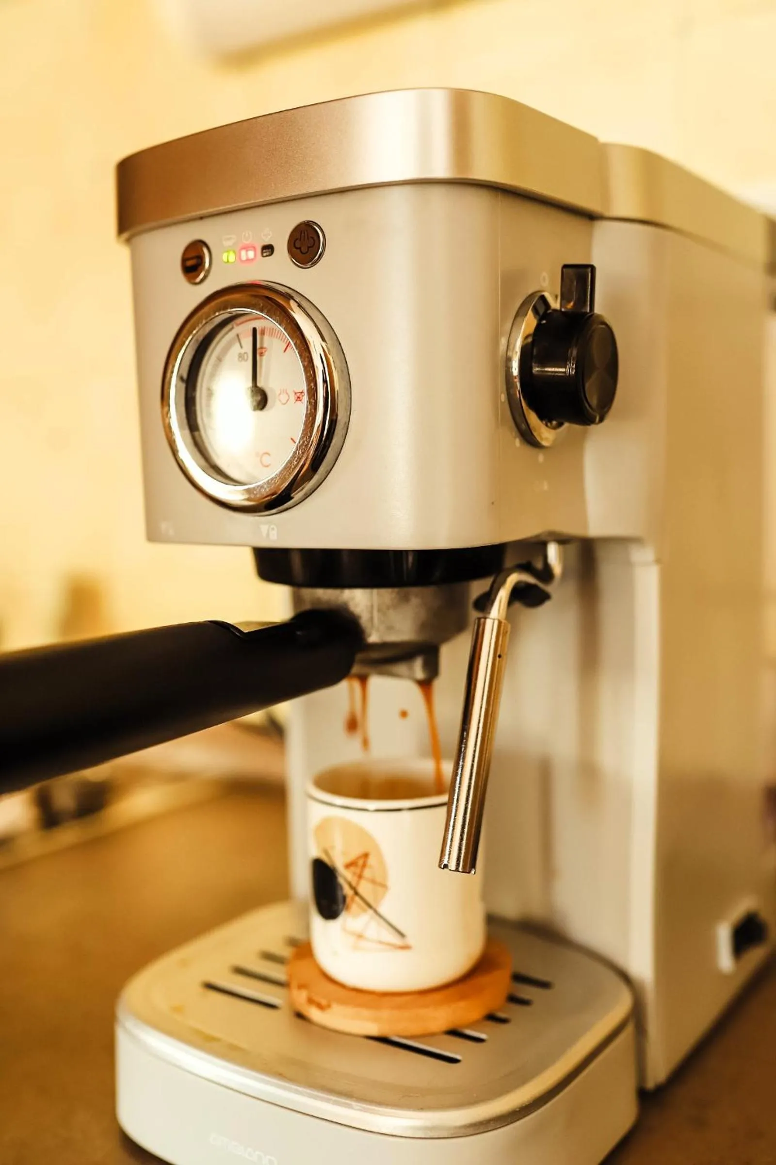 Coffee/tea facilities in Apartmán U Tří smrků
