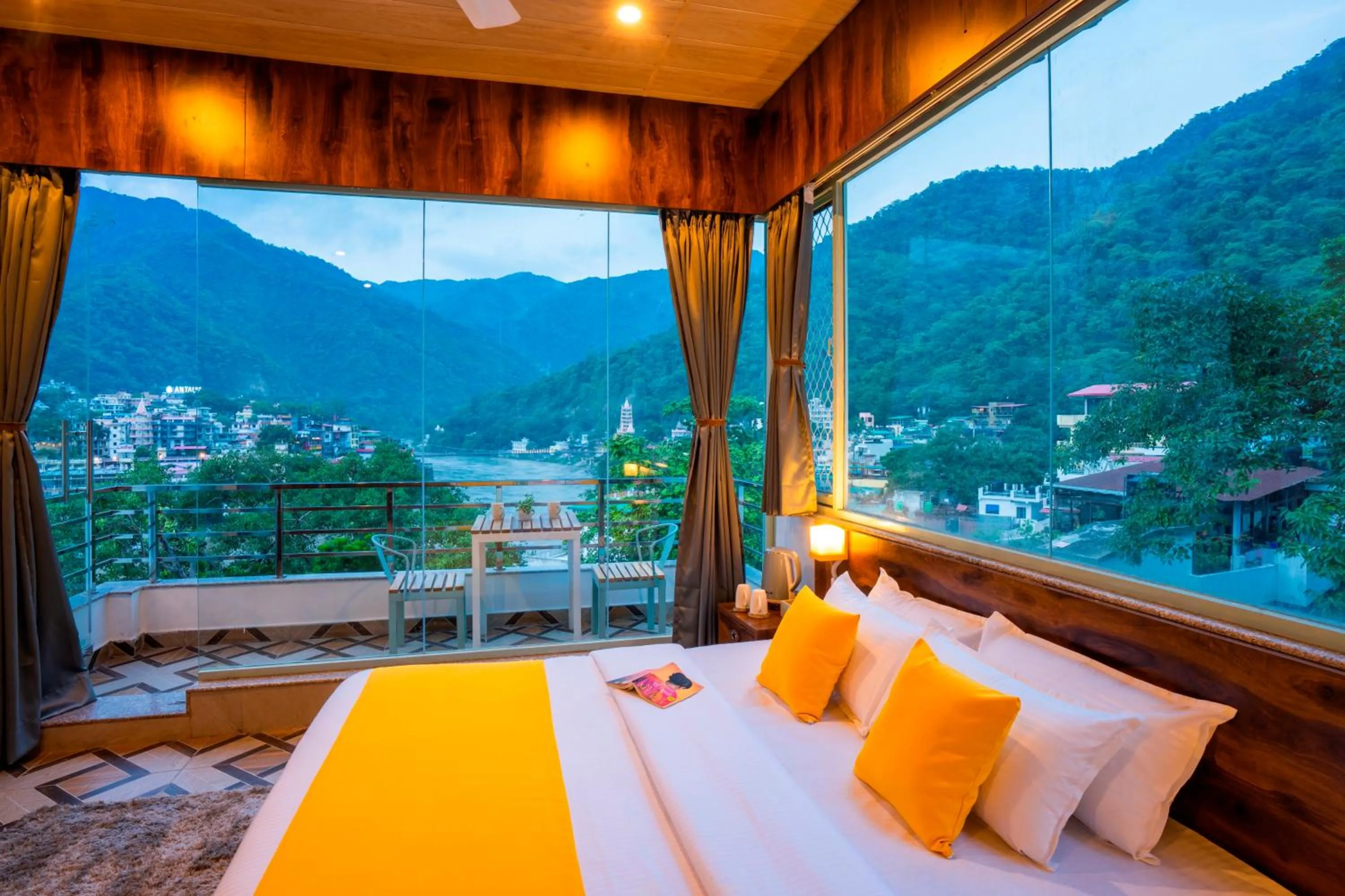 Bed in Zostel Rishikesh, Laxman Jhula