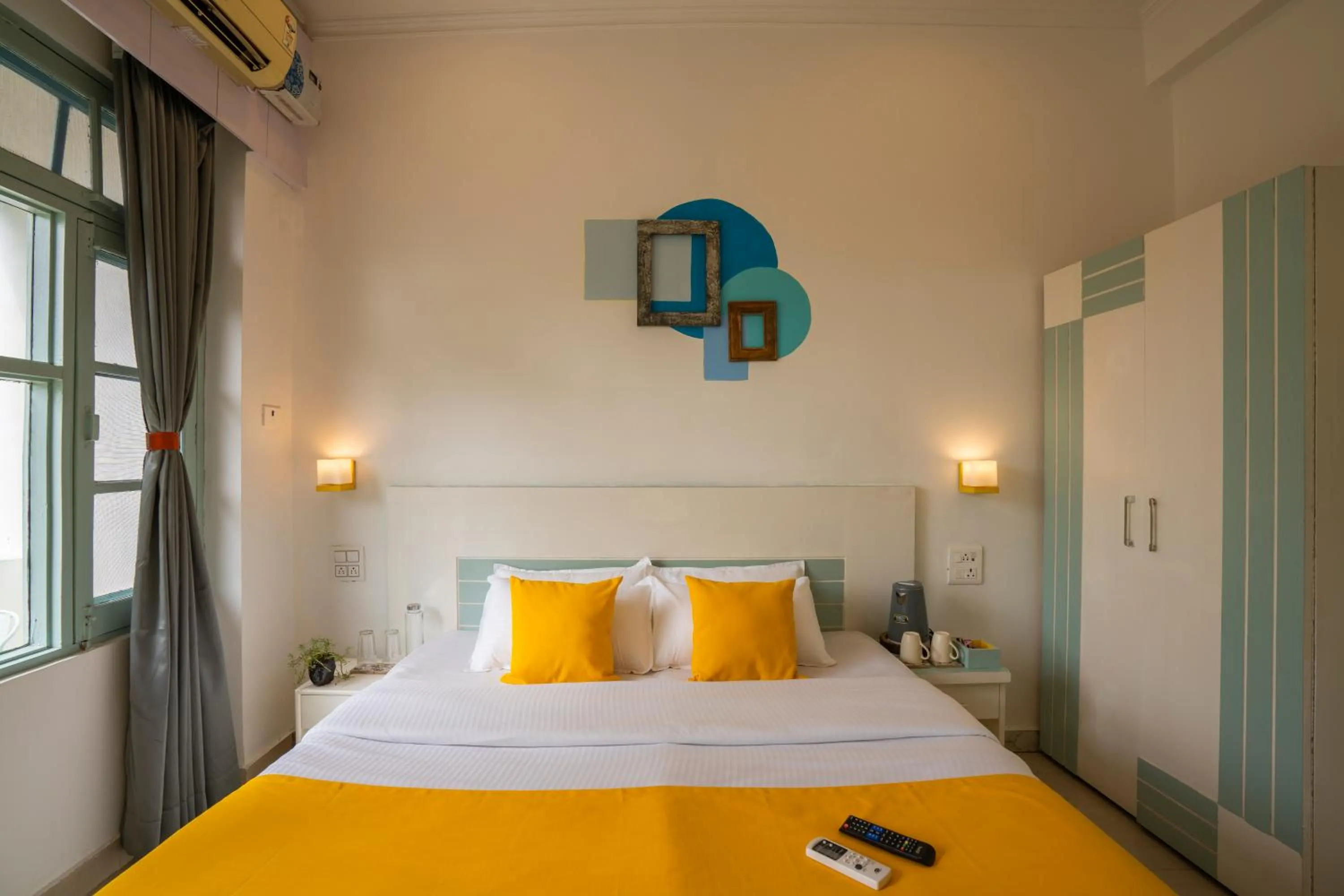 Bed in Zostel Rishikesh, Laxman Jhula