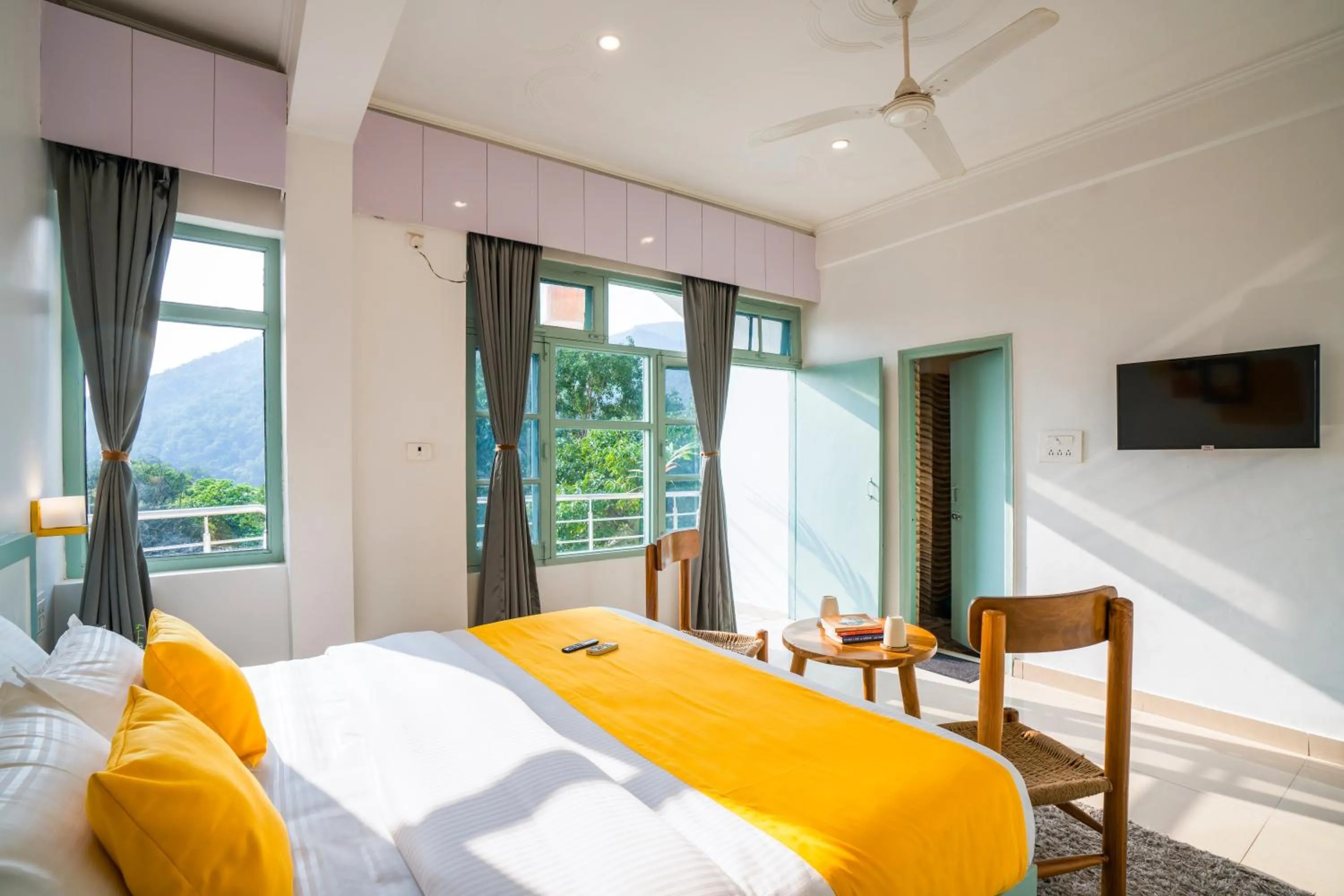 Bed in Zostel Rishikesh, Laxman Jhula