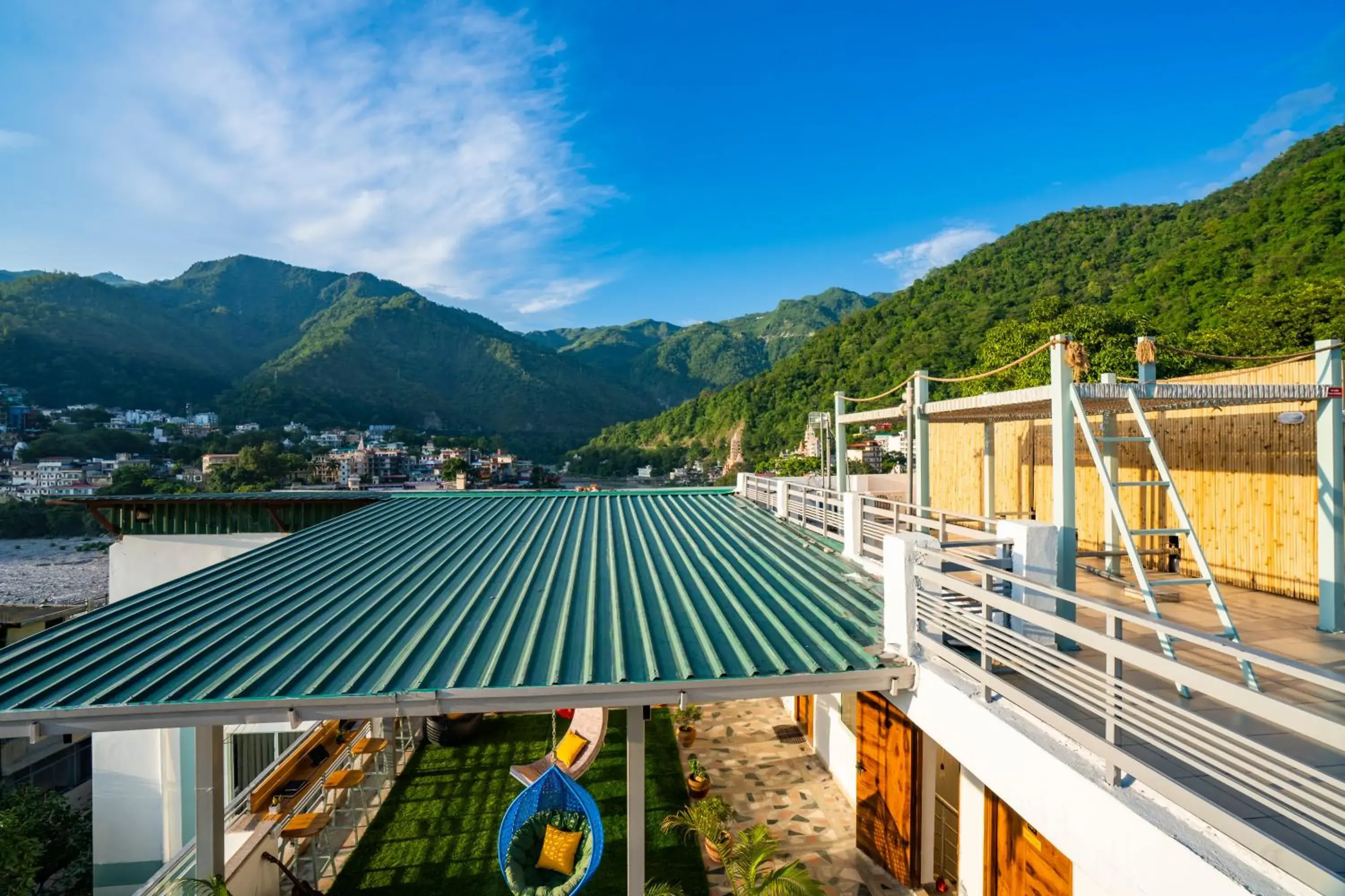 Property building in Zostel Rishikesh, Laxman Jhula Property building in Zostel Rishikesh, Laxman Jhula