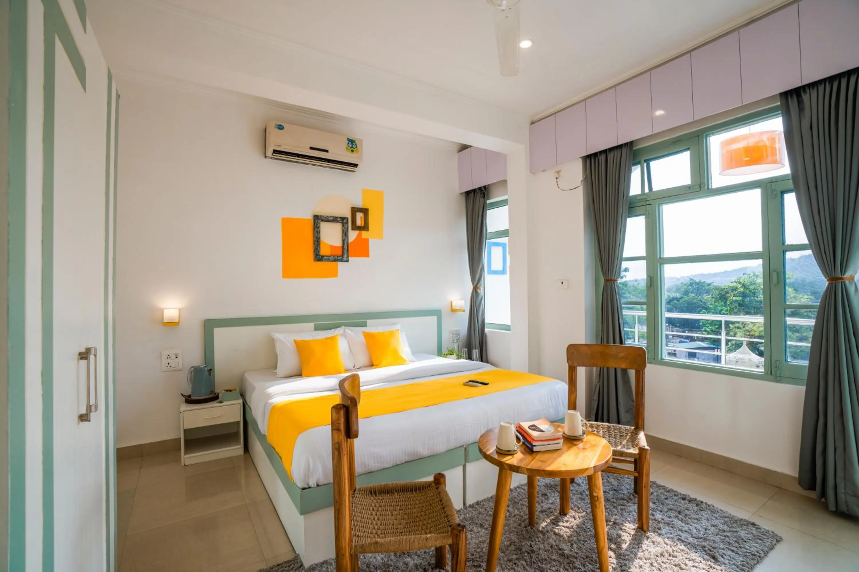 Bed in Zostel Rishikesh, Laxman Jhula